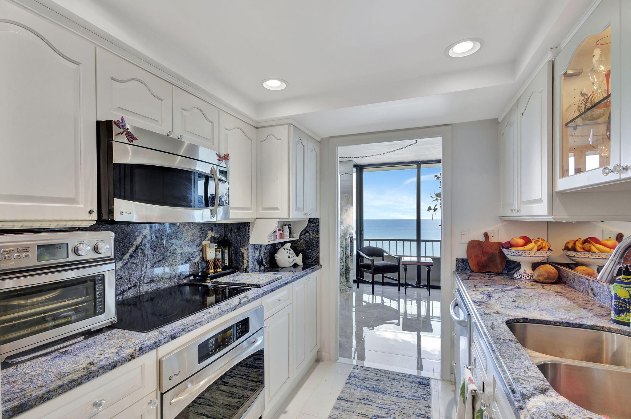 5550 N Ocean Drive 21 C