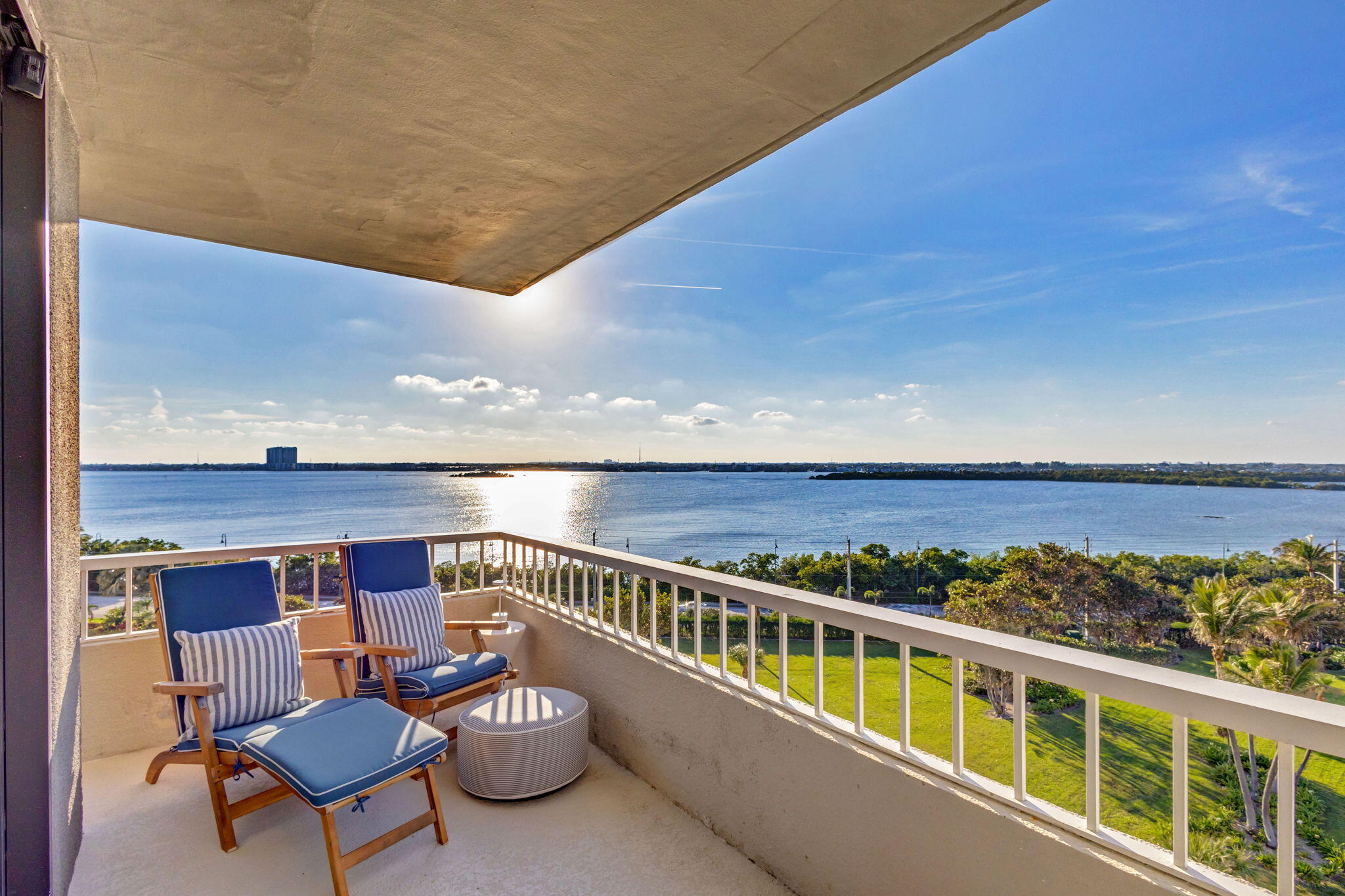 5510 N Ocean Drive 8-D