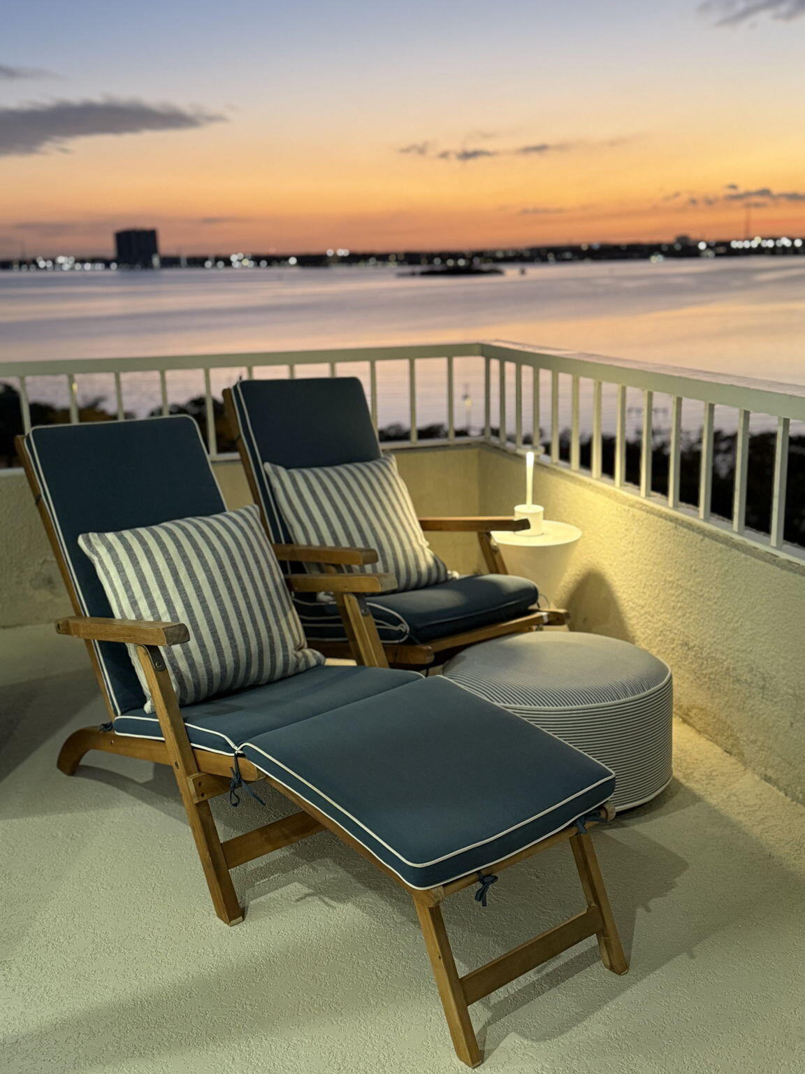 5510 N Ocean Drive 8-D