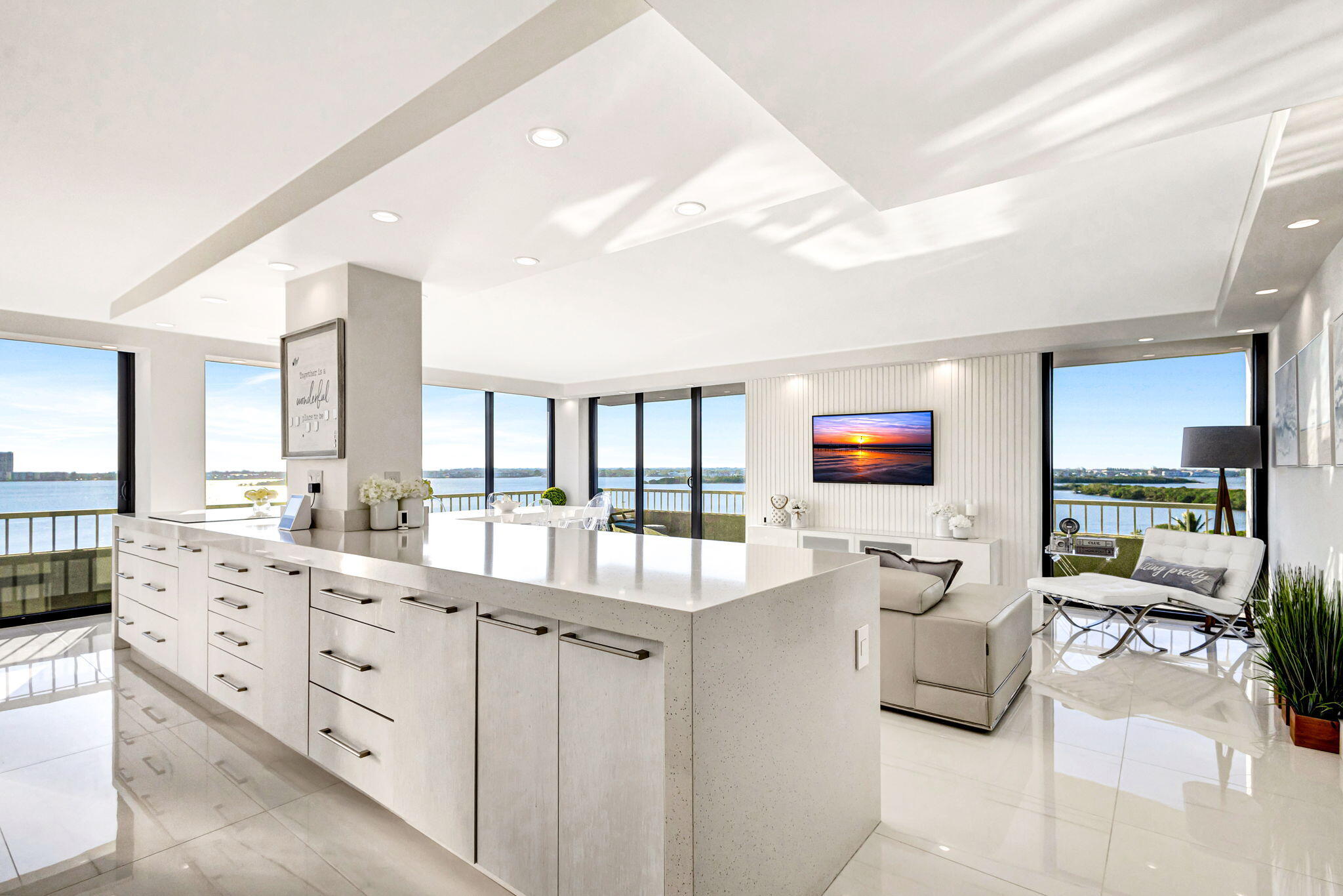 5510 N Ocean Drive 8-D