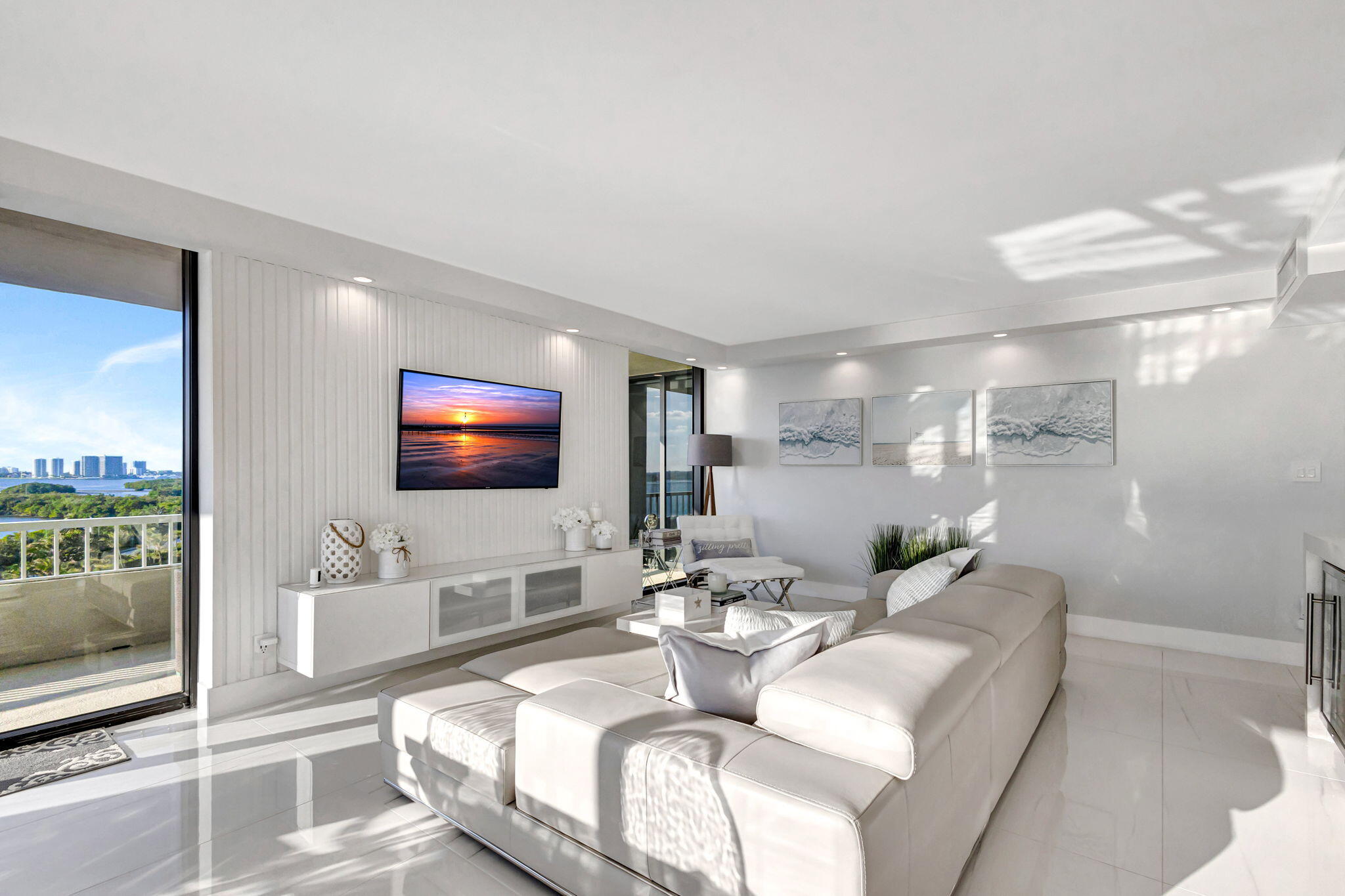 5510 N Ocean Drive 8-D