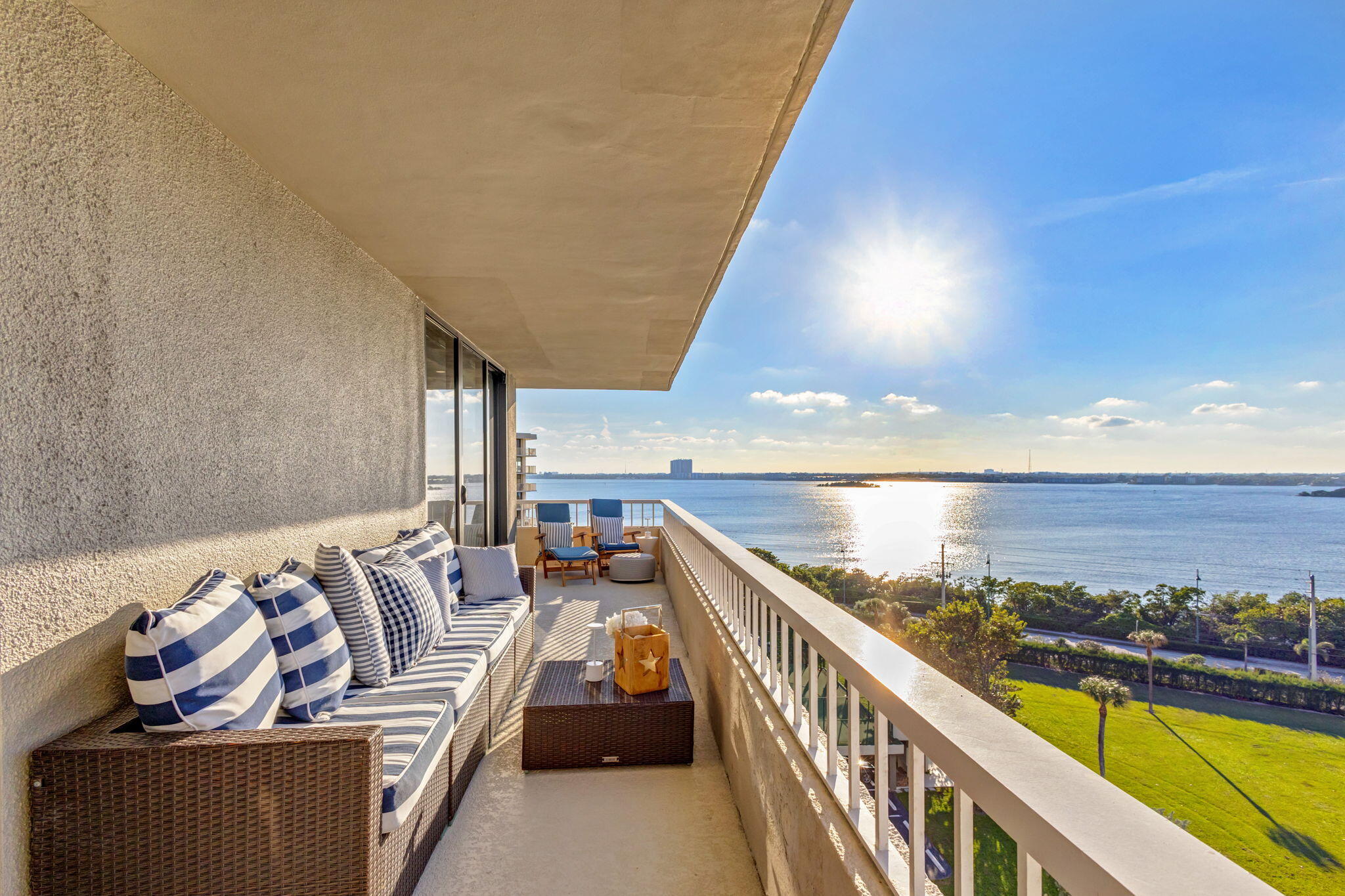 5510 N Ocean Drive 8-D