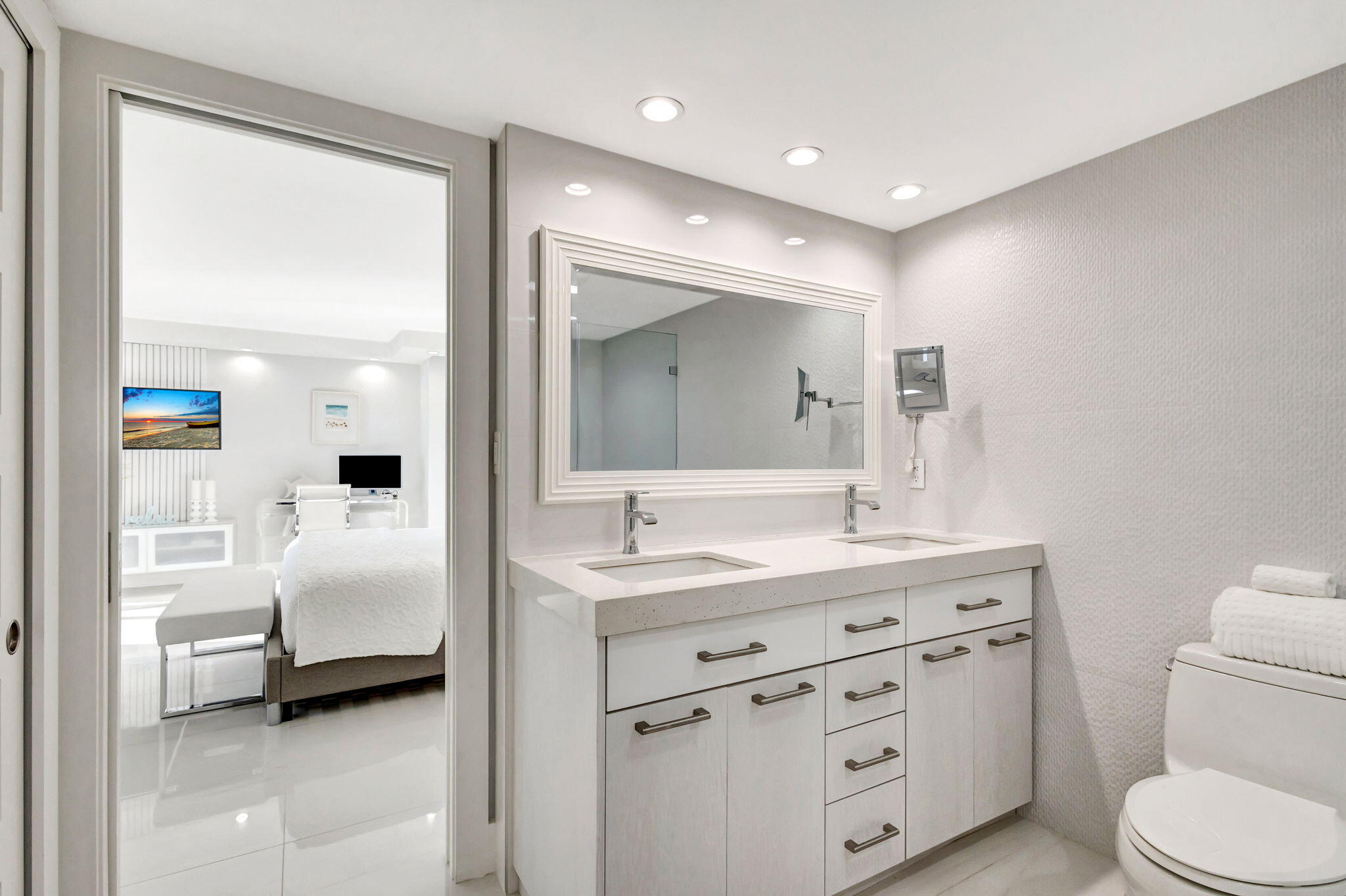 5510 N Ocean Drive 8-D