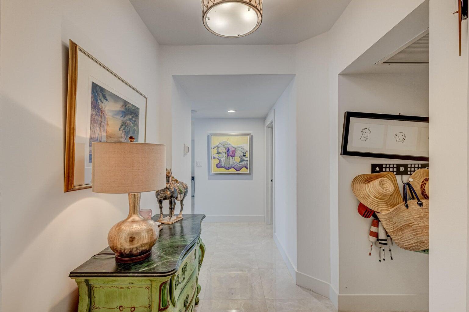 5380 N Ocean Drive Ph - B