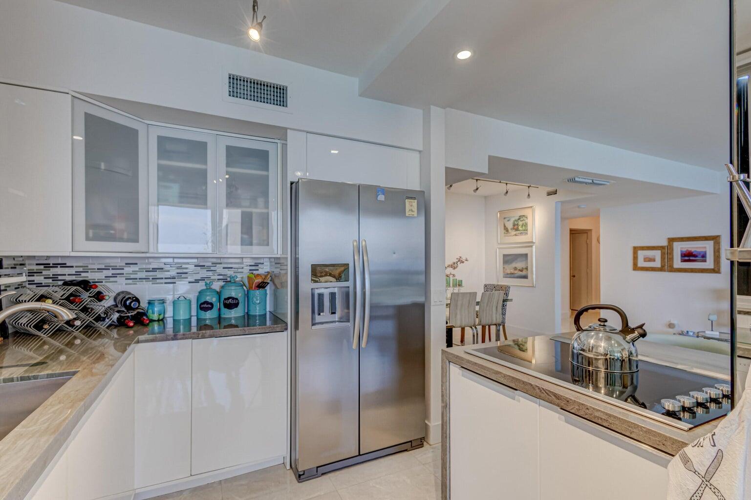 5380 N Ocean Drive Ph - B