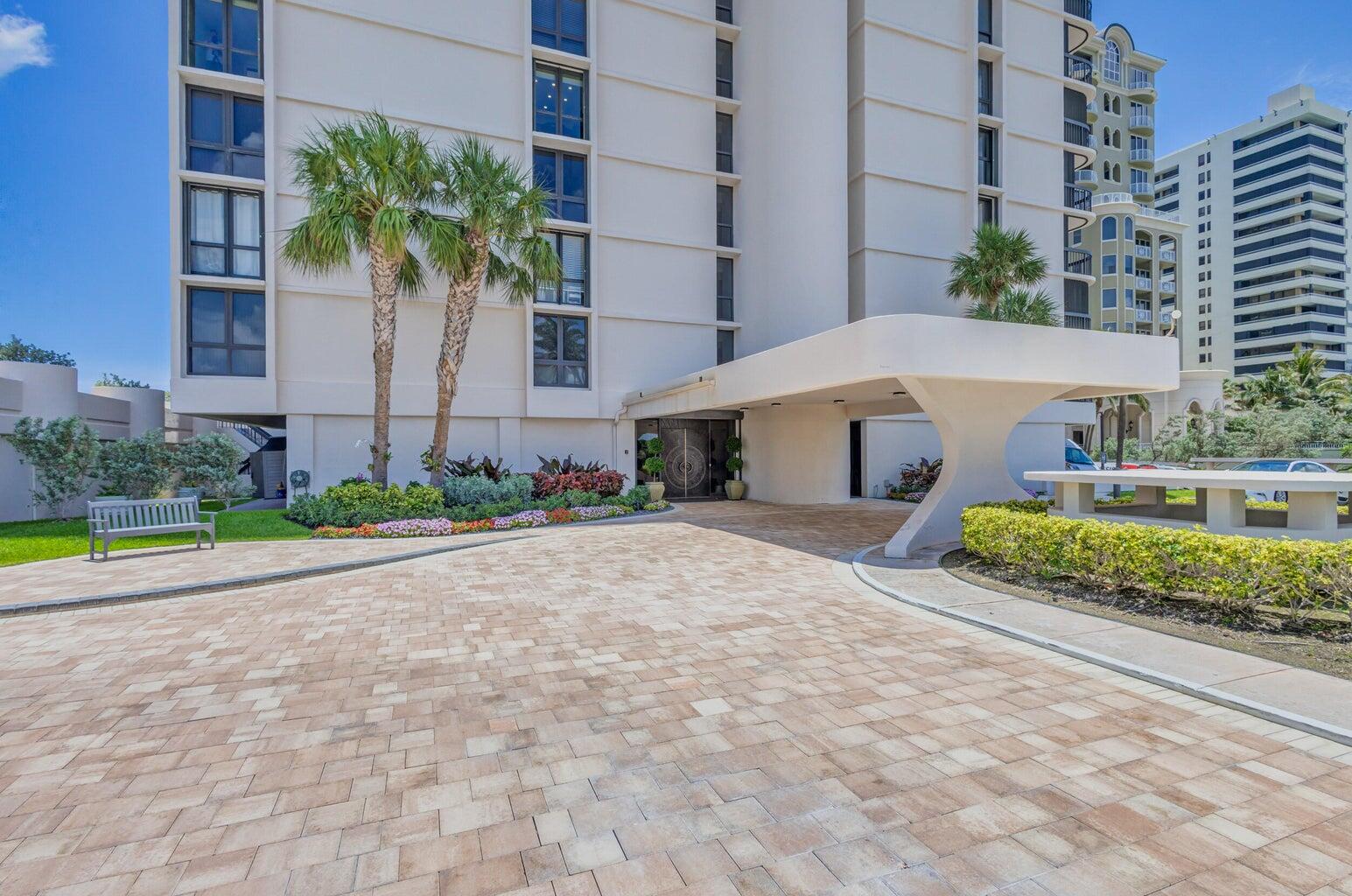 5380 N Ocean Drive Ph - B