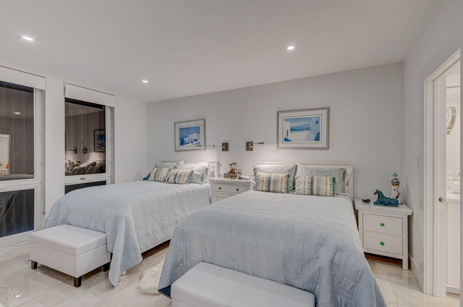 5380 N Ocean Drive Ph - B