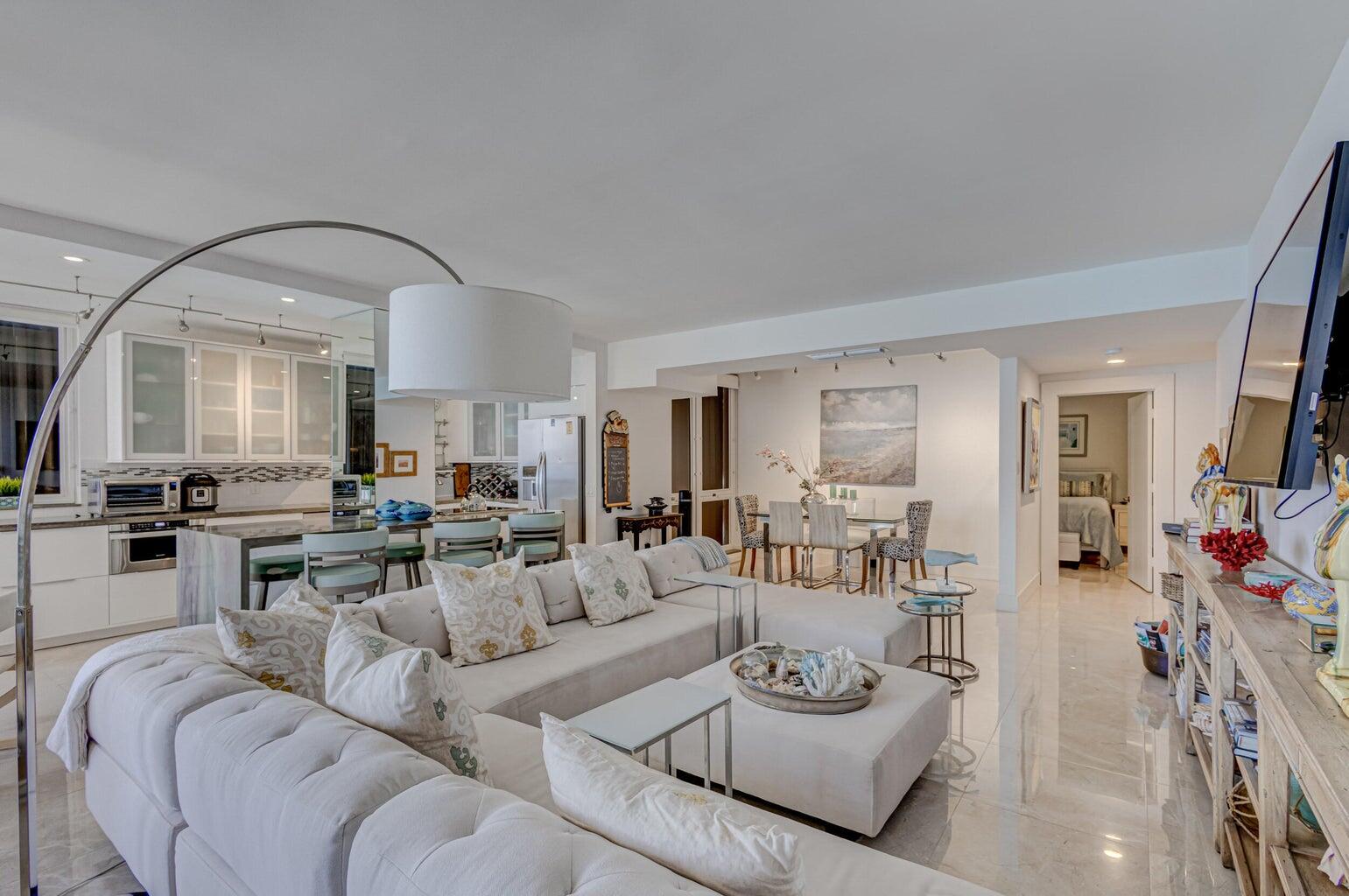 5380 N Ocean Drive Ph - B