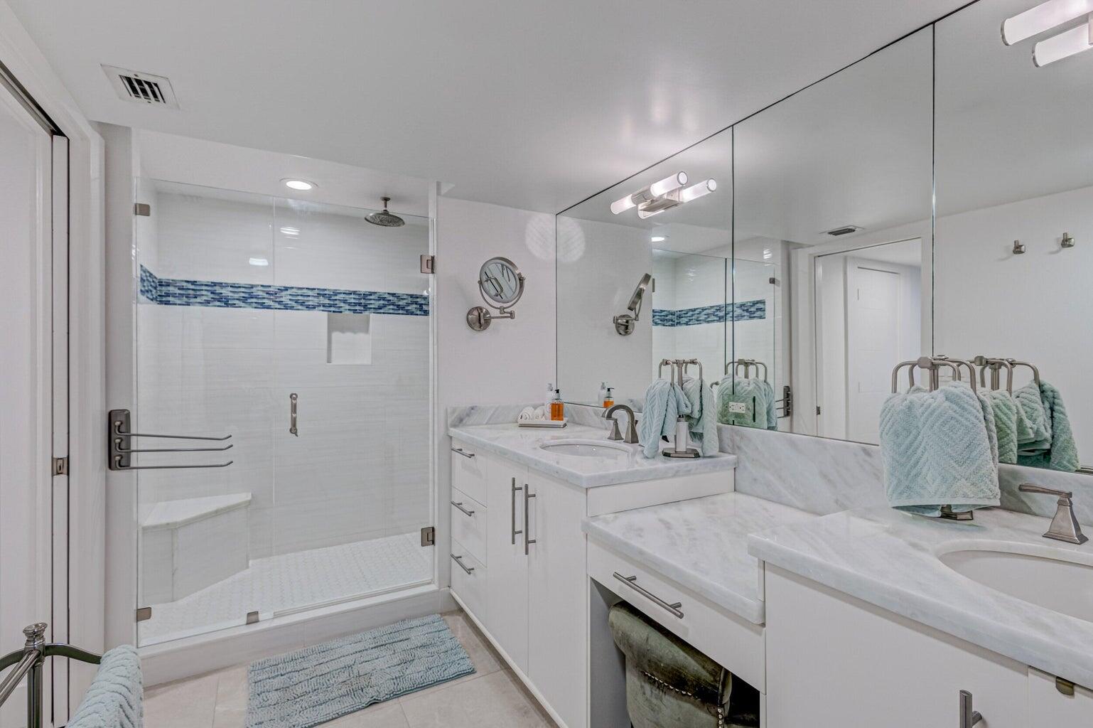 5380 N Ocean Drive Ph - B