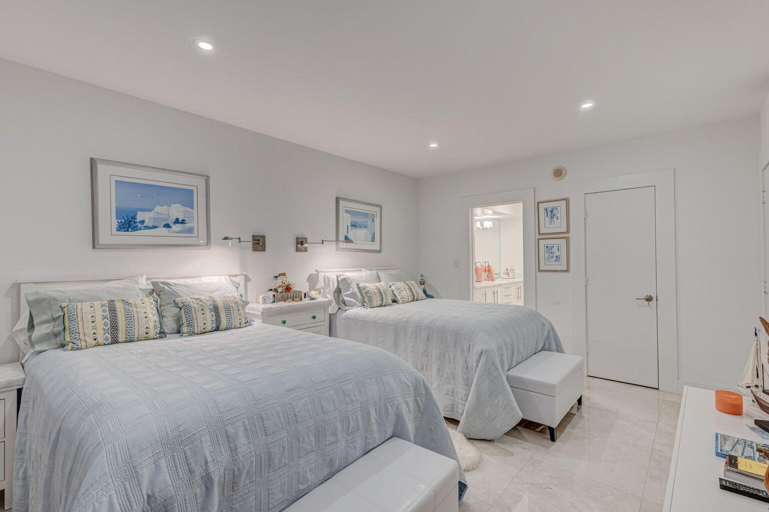 5380 N Ocean Drive Ph - B