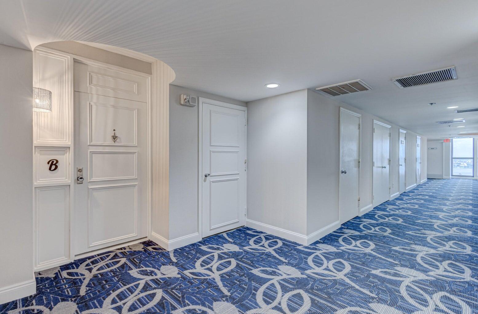 5380 N Ocean Drive Ph - B