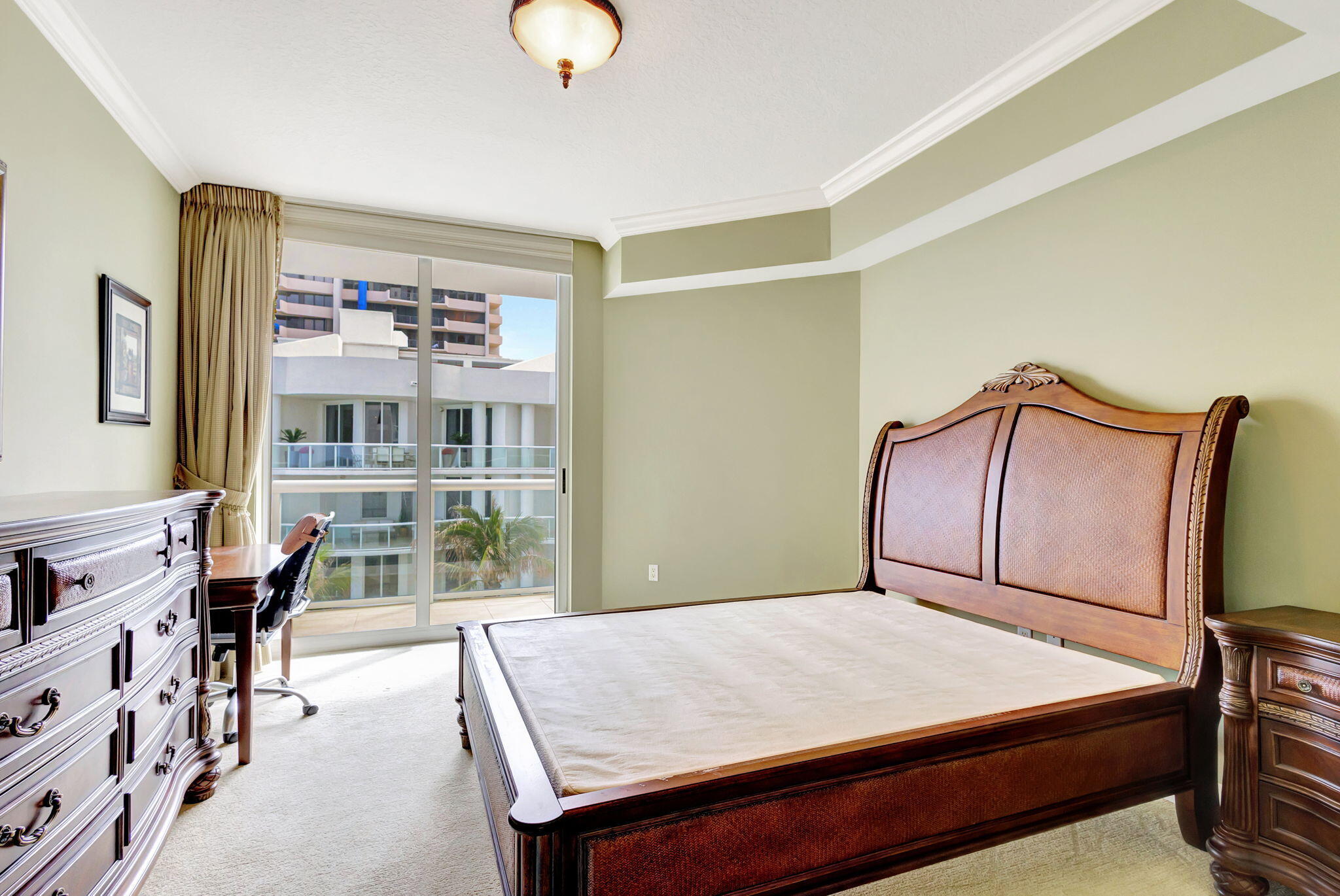 4600 N Ocean Drive 601