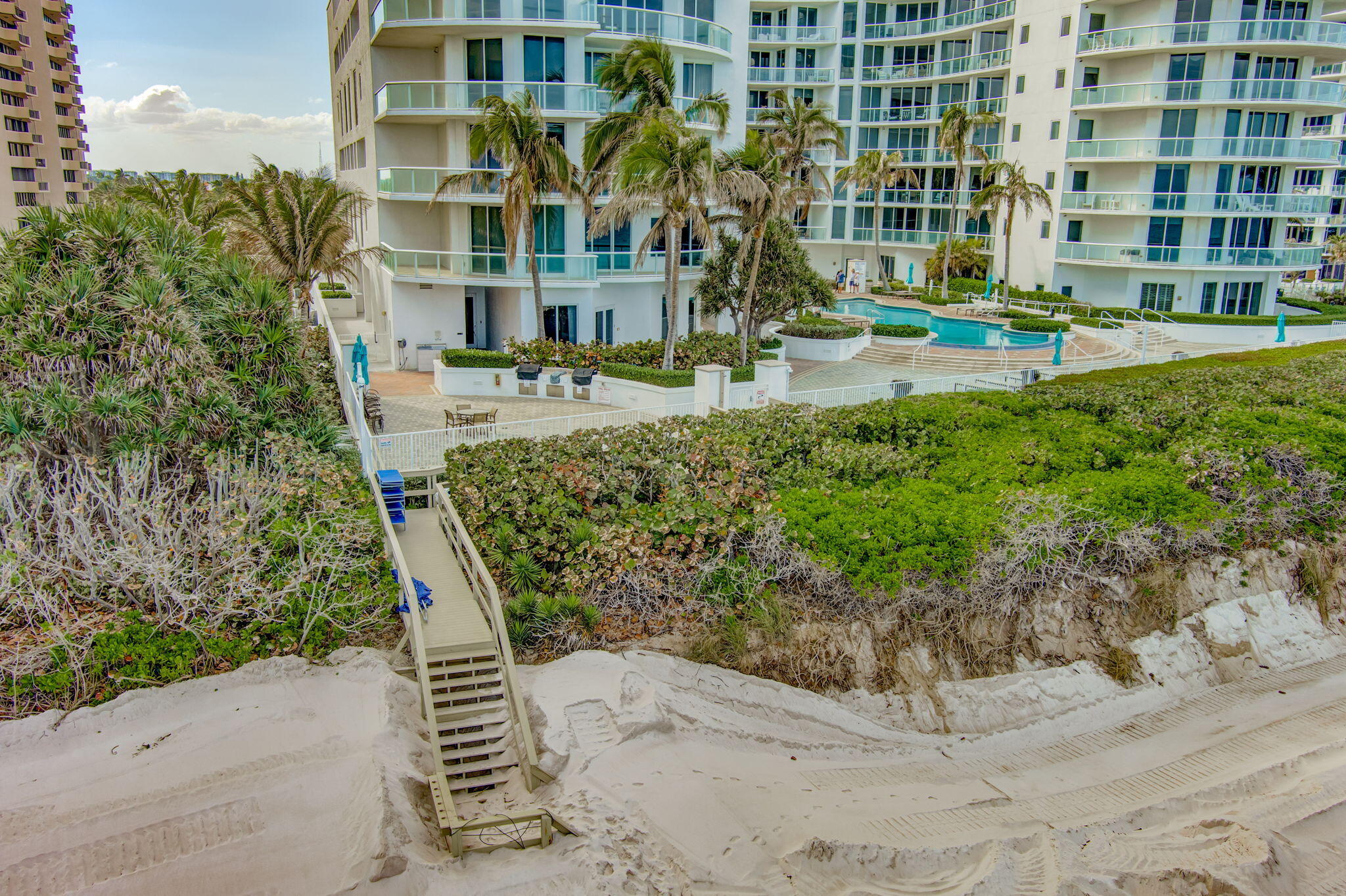 4600 N Ocean Drive 601