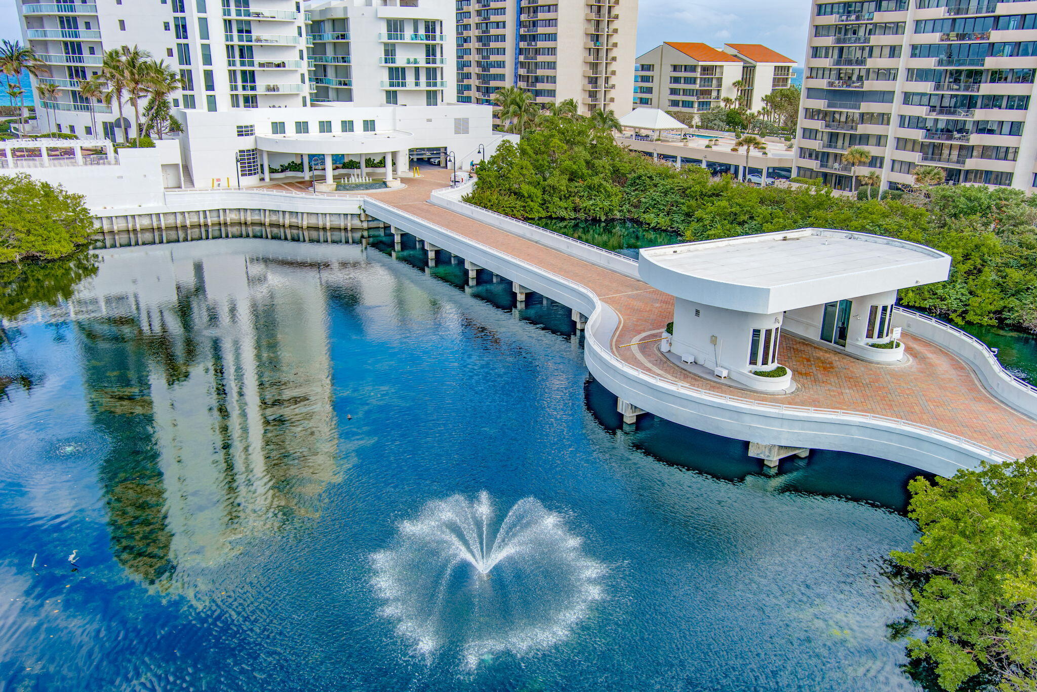 4600 N Ocean Drive 601