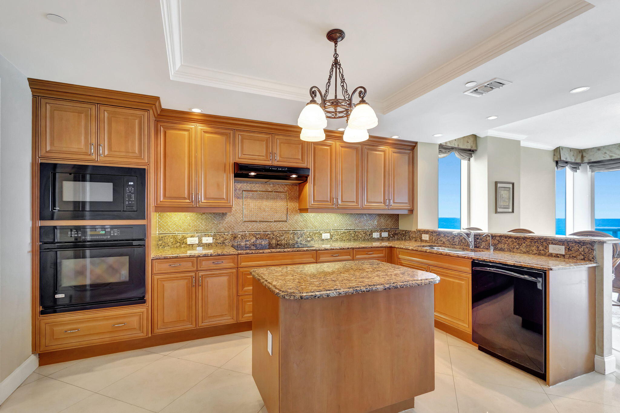 4600 N Ocean Drive 601