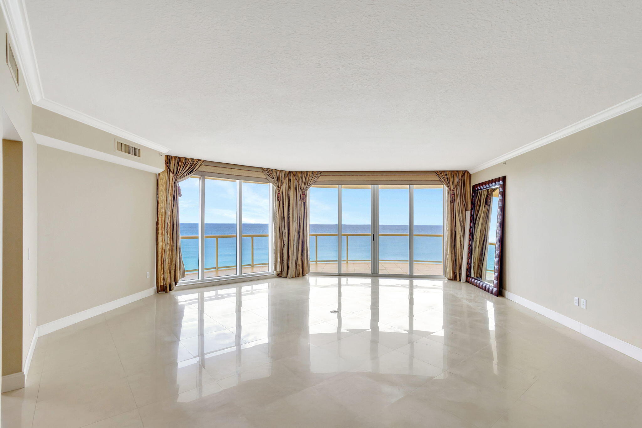 4600 N Ocean Drive 601