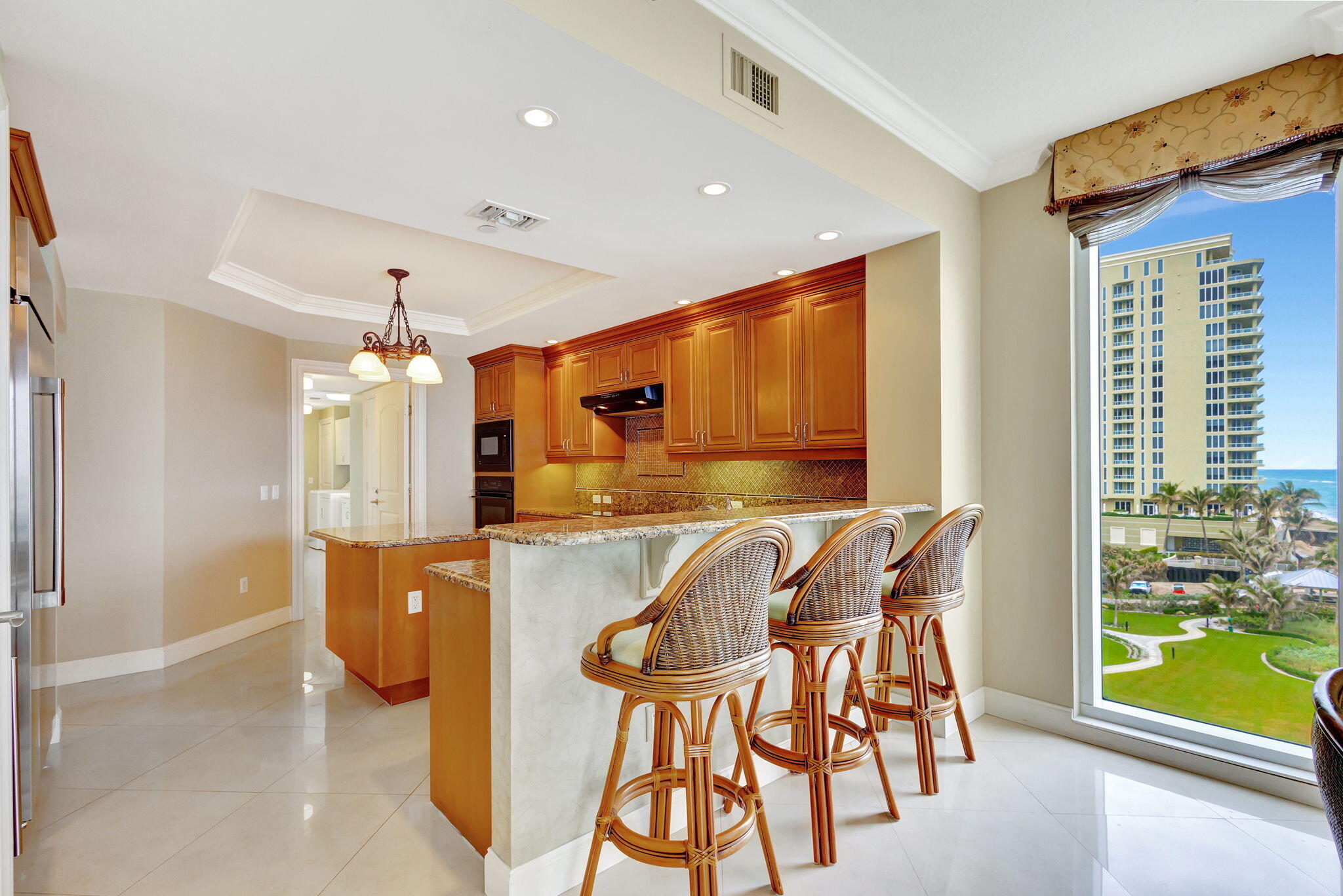 4600 N Ocean Drive 601