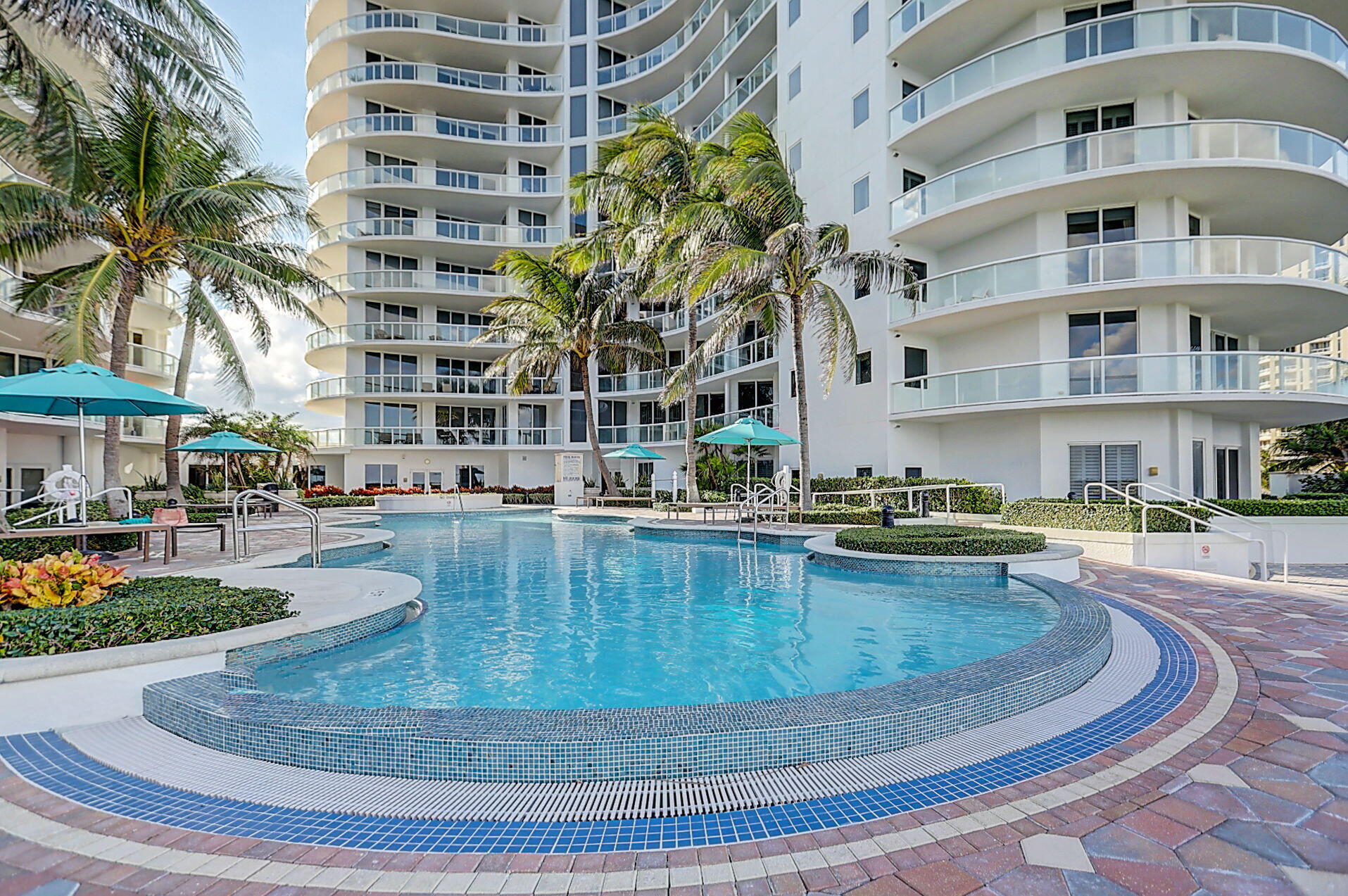 4600 N Ocean Drive 601