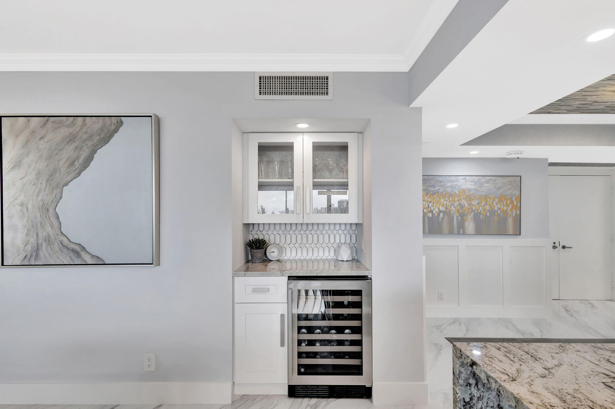 5280 N Ocean Drive 3-E