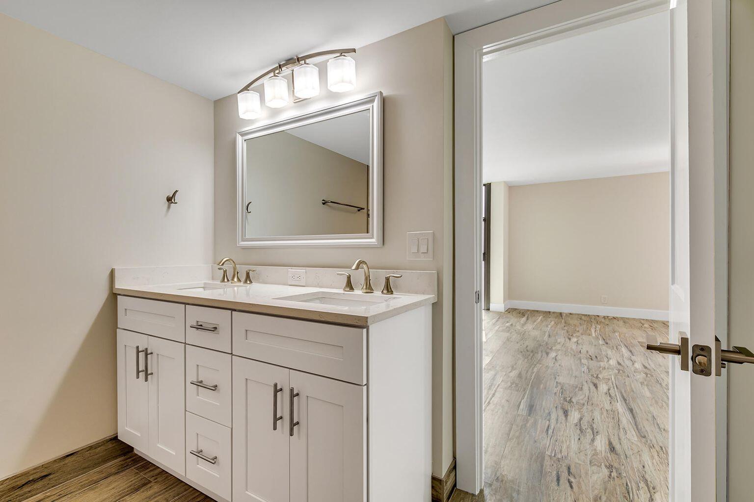 5540 N Ocean Drive 14-D