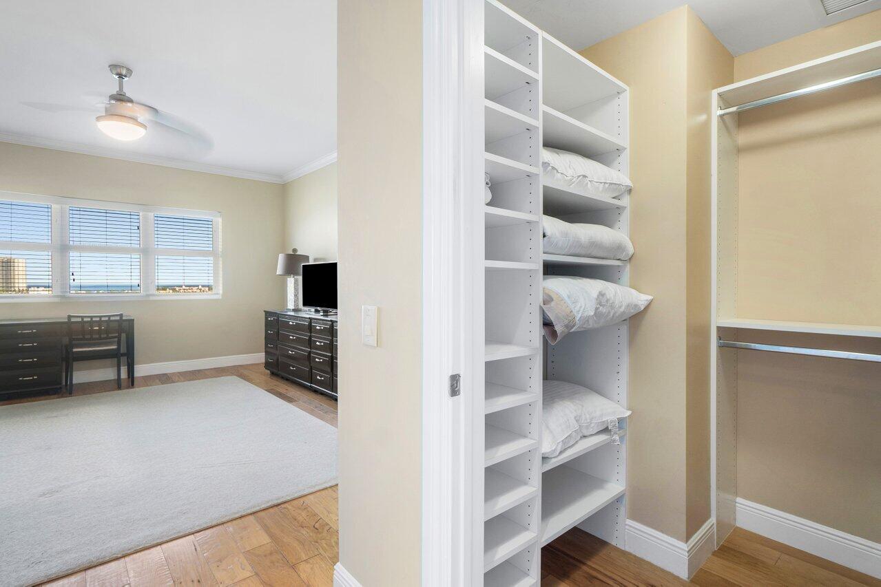 2640 Lake Shore Drive 1212