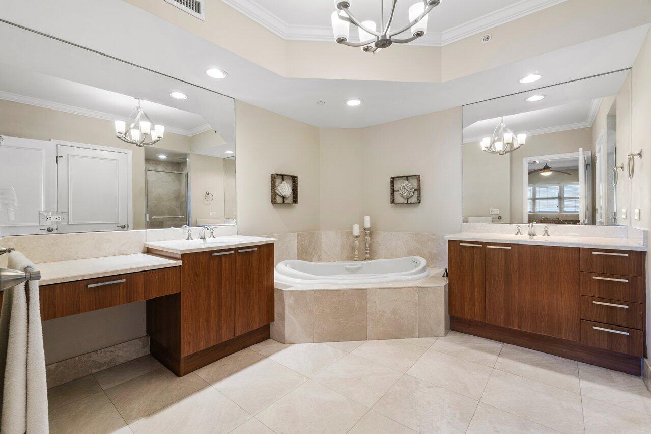 2640 Lake Shore Drive 1212