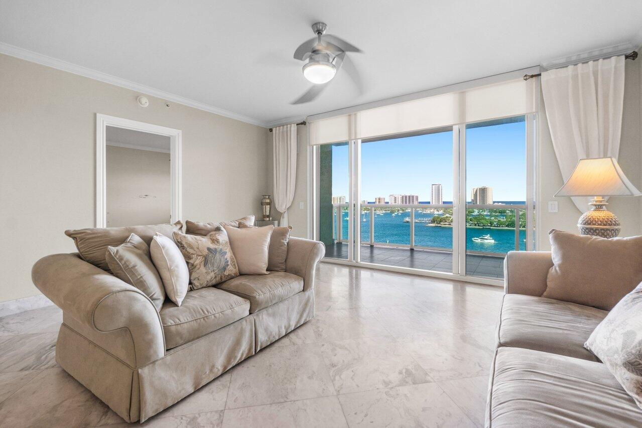 2640 Lake Shore Drive 1212