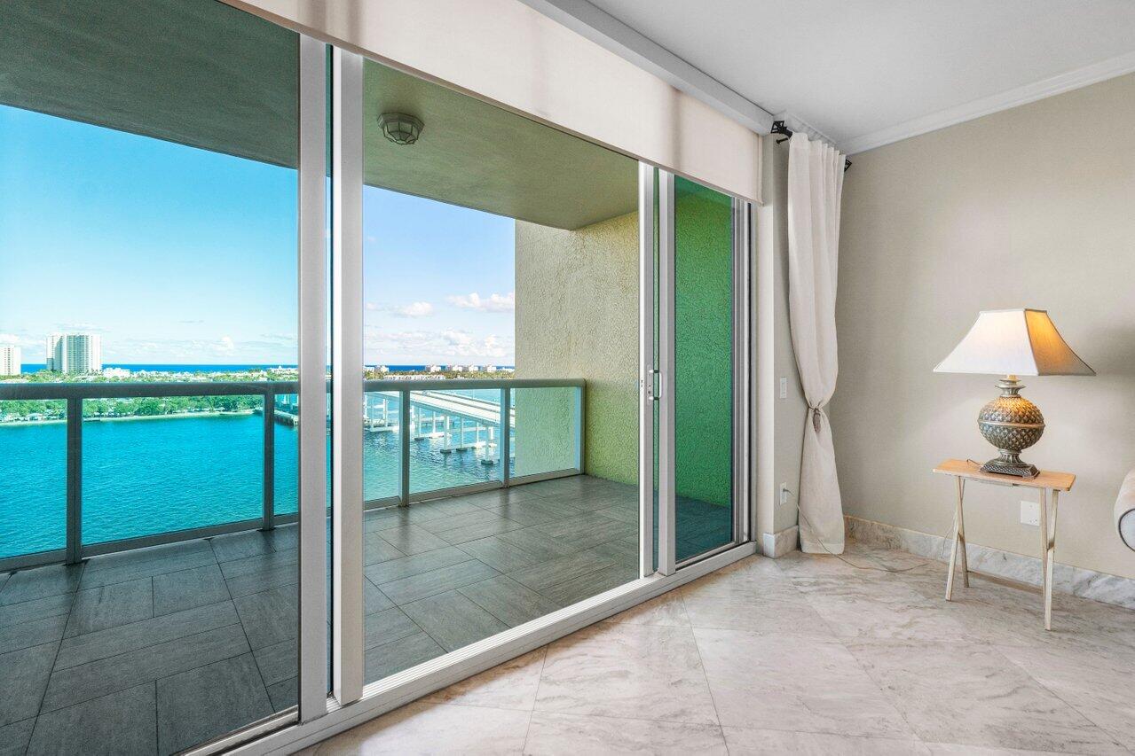 2640 Lake Shore Drive 1212