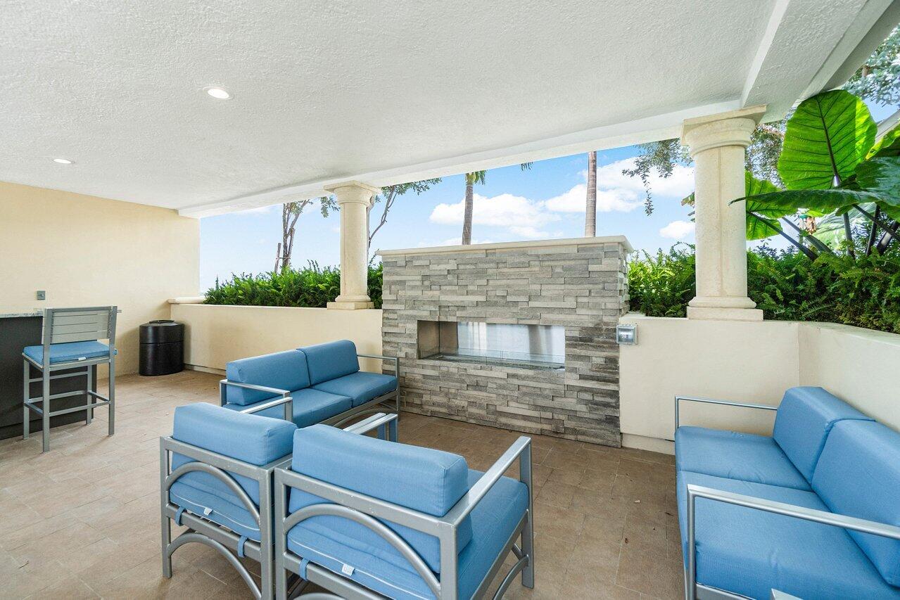 2640 Lake Shore Drive 1212