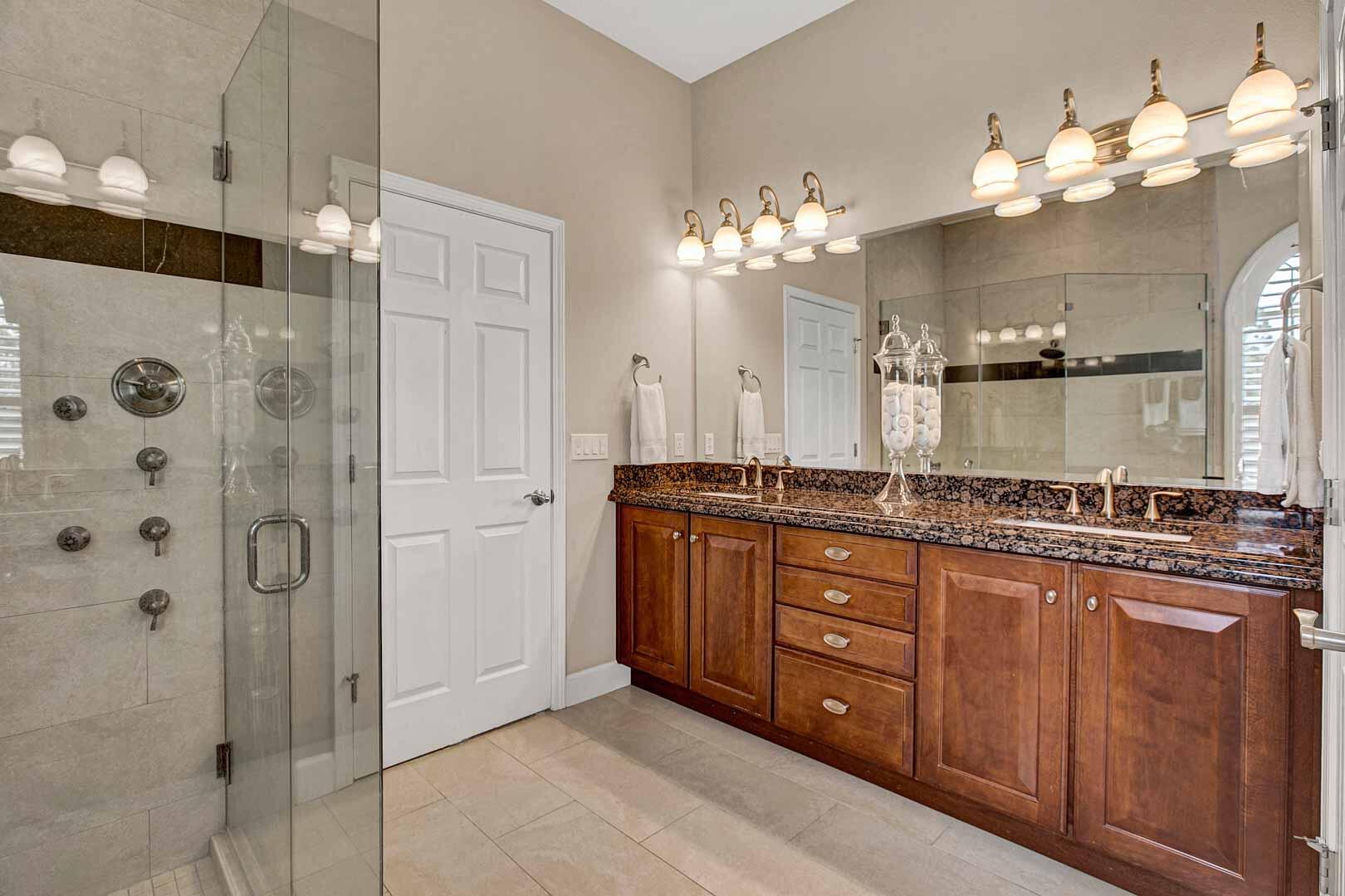 1825 Plantation Oaks Drive