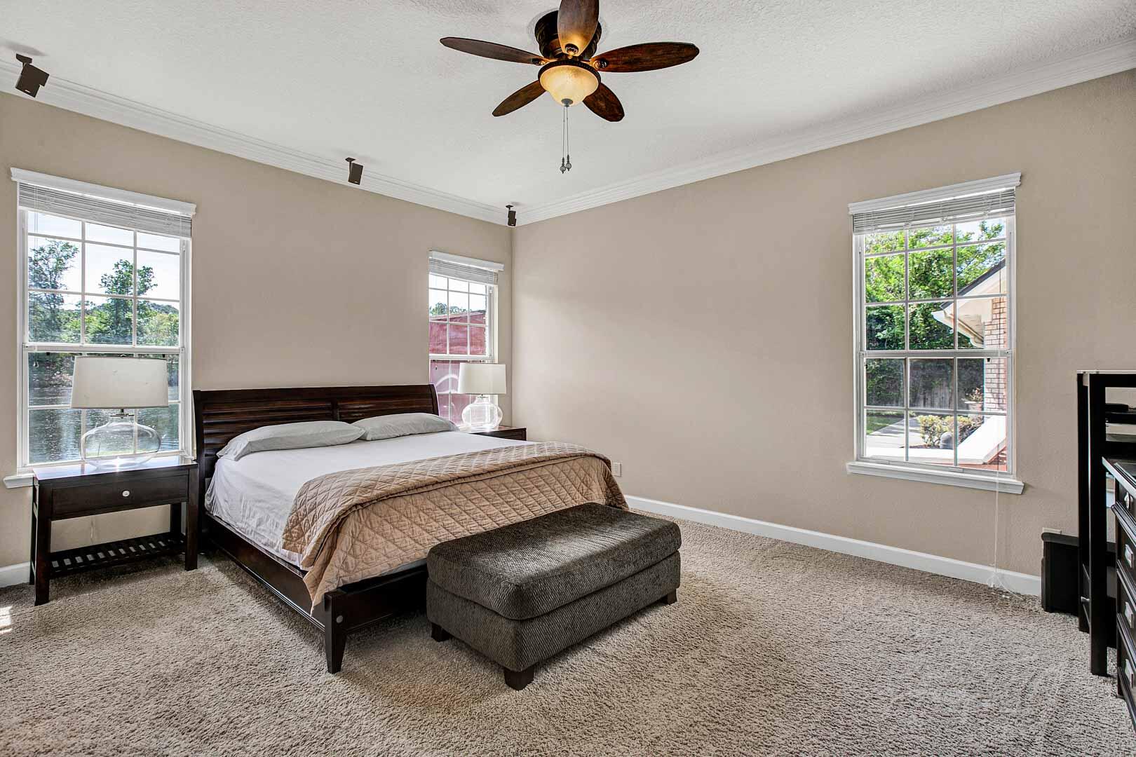 1825 Plantation Oaks Drive