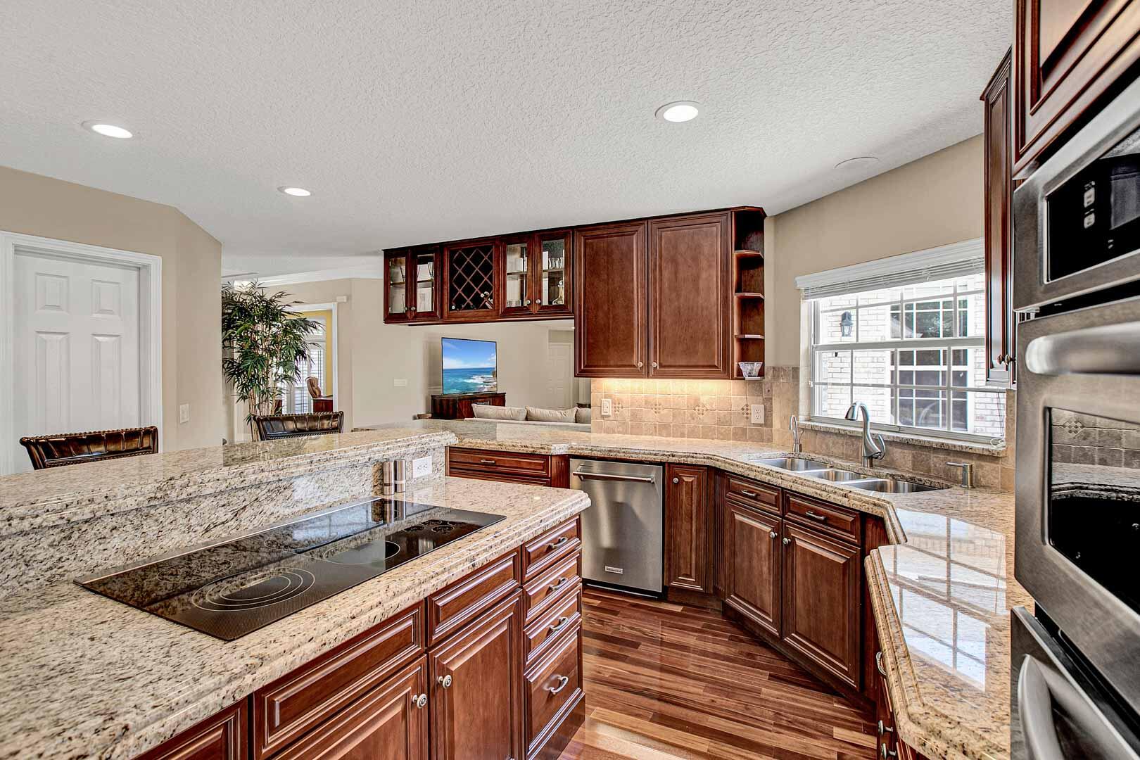 1825 Plantation Oaks Drive
