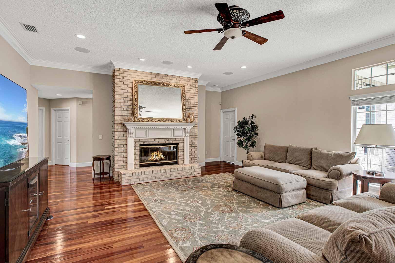 1825 Plantation Oaks Drive