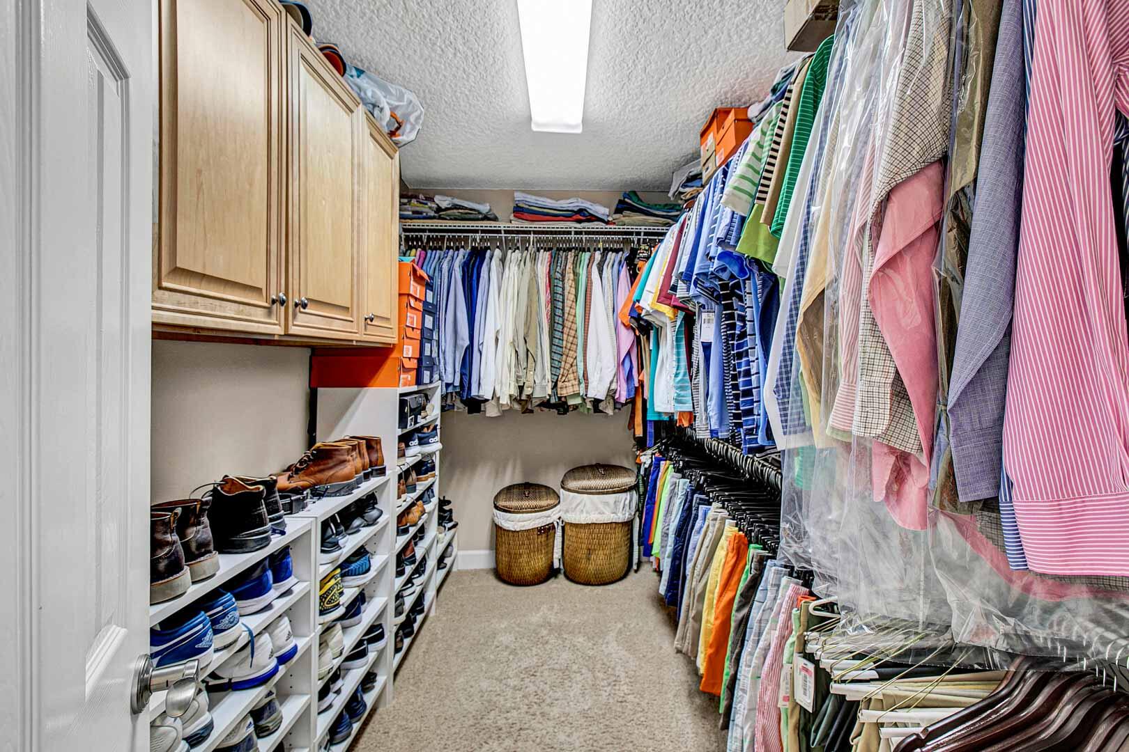 1825 Plantation Oaks Drive
