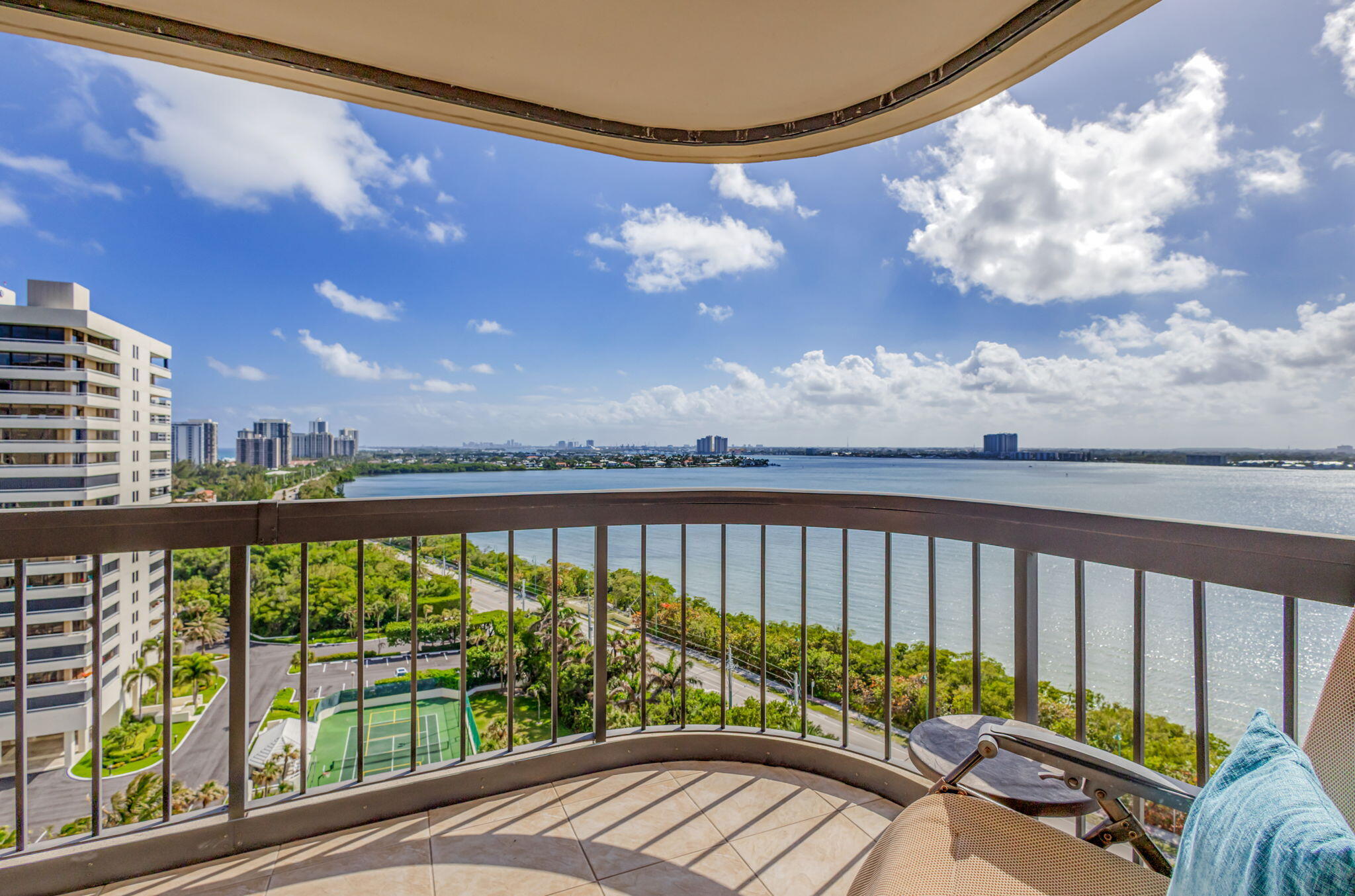 5380 N Ocean Drive 15 A