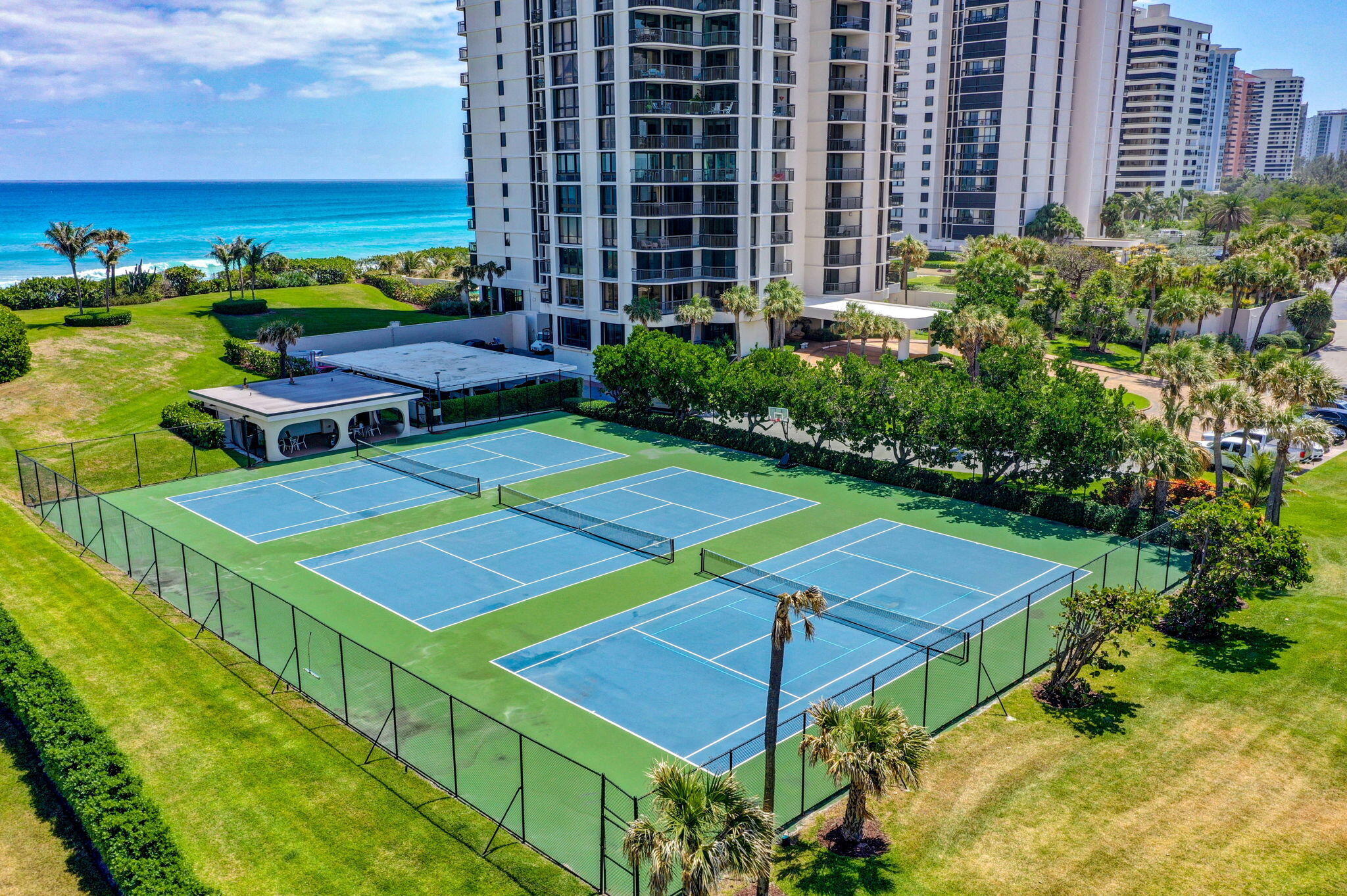 5380 N Ocean Drive 15 A