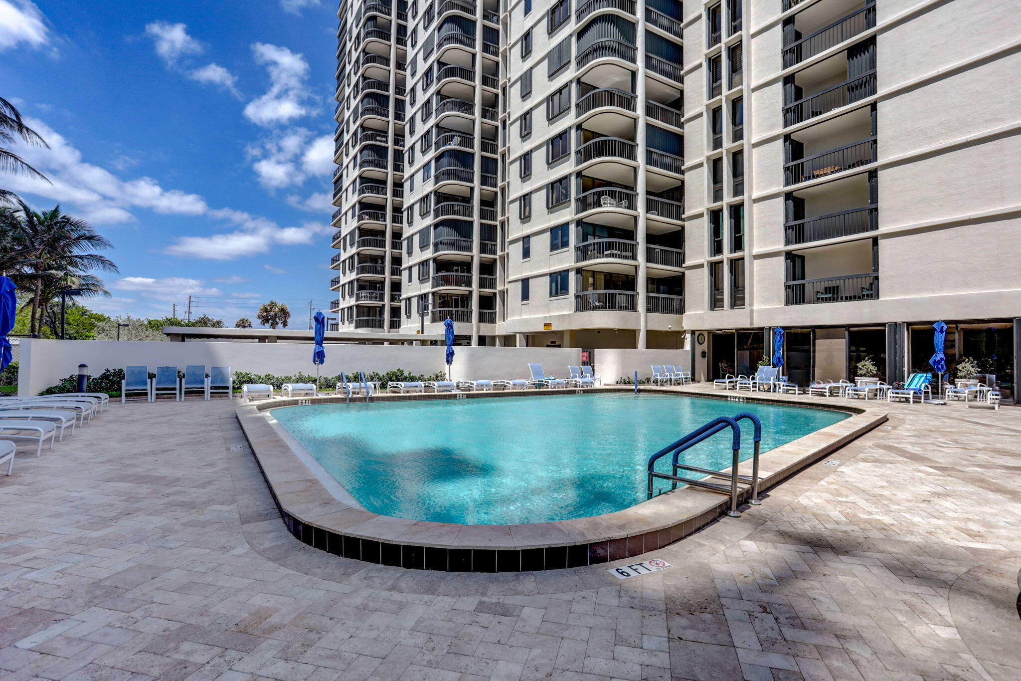 5380 N Ocean Drive 15 A
