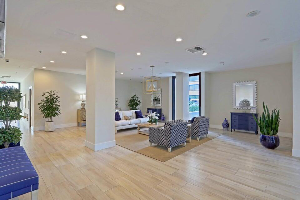 5550 N Ocean Drive 8-A