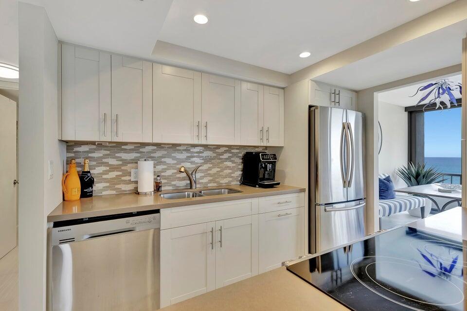 5550 N Ocean Drive 8-A