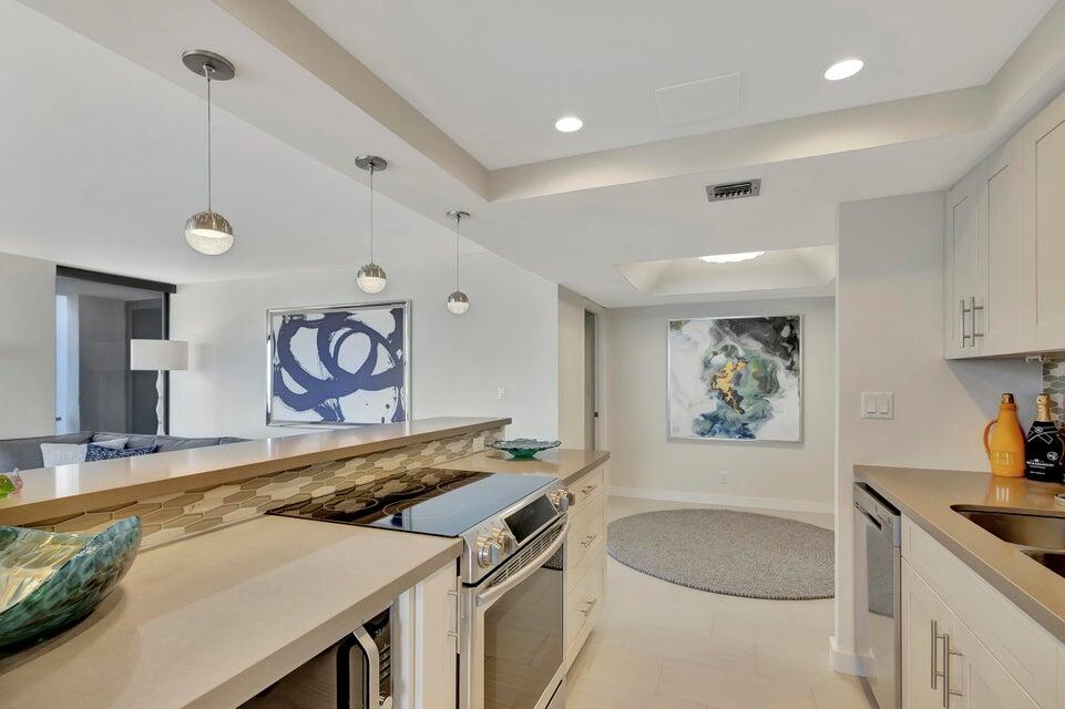5550 N Ocean Drive 8-A