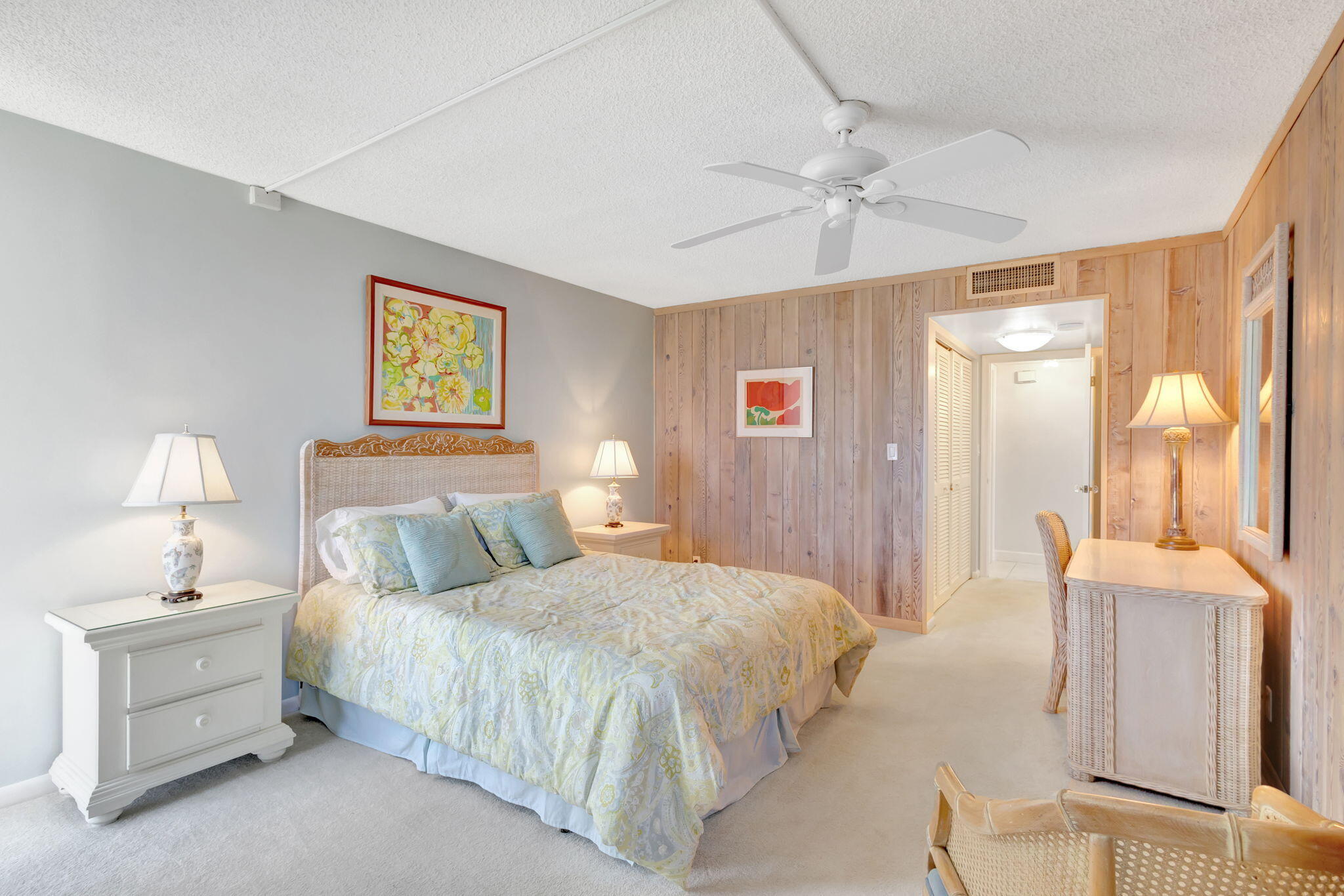 5550 N Ocean Drive 7-C