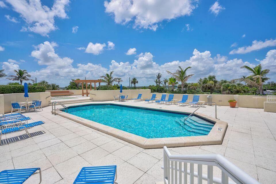 5550 N Ocean Drive 22 A