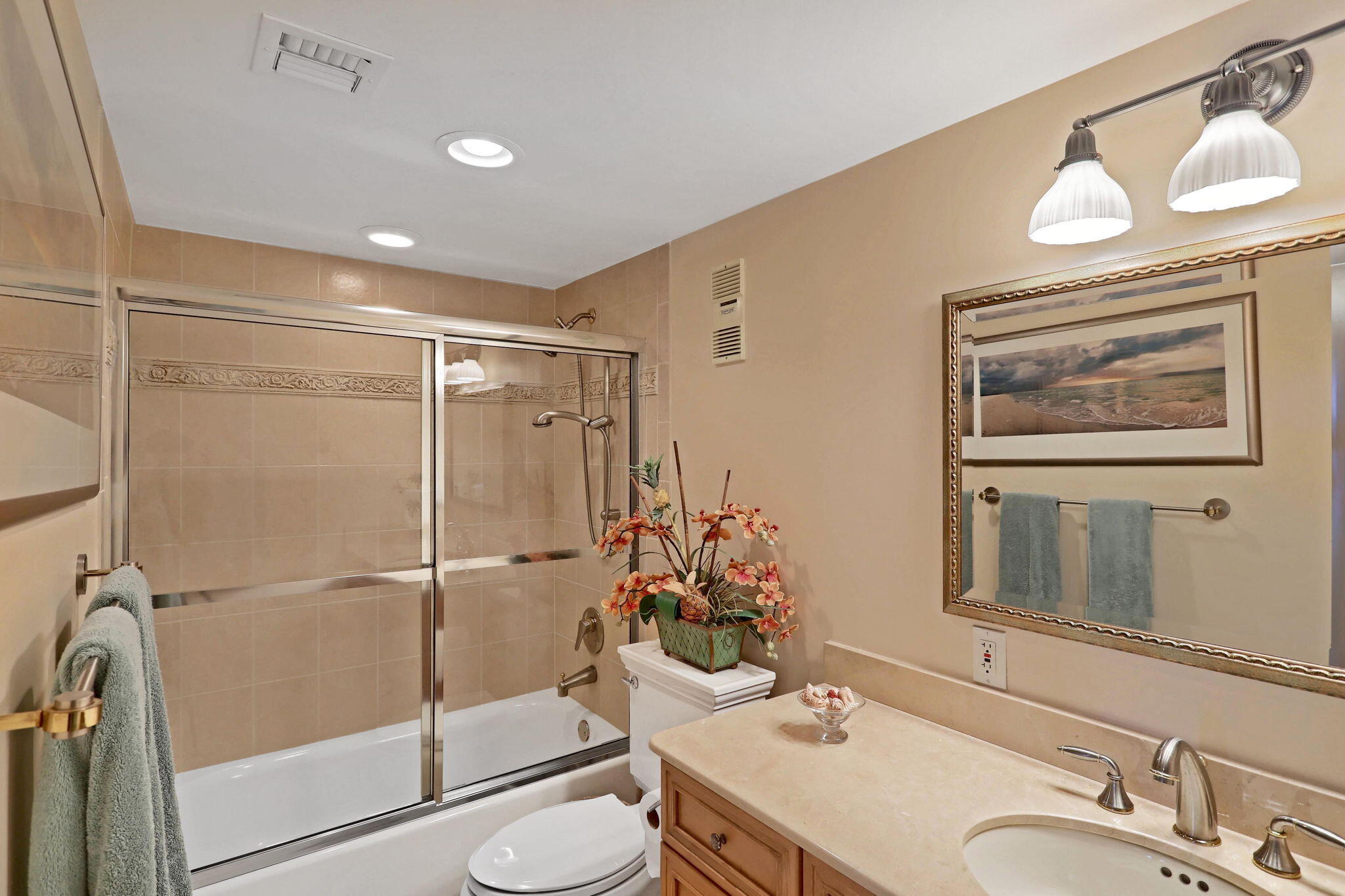 5550 N Ocean Drive 20 C