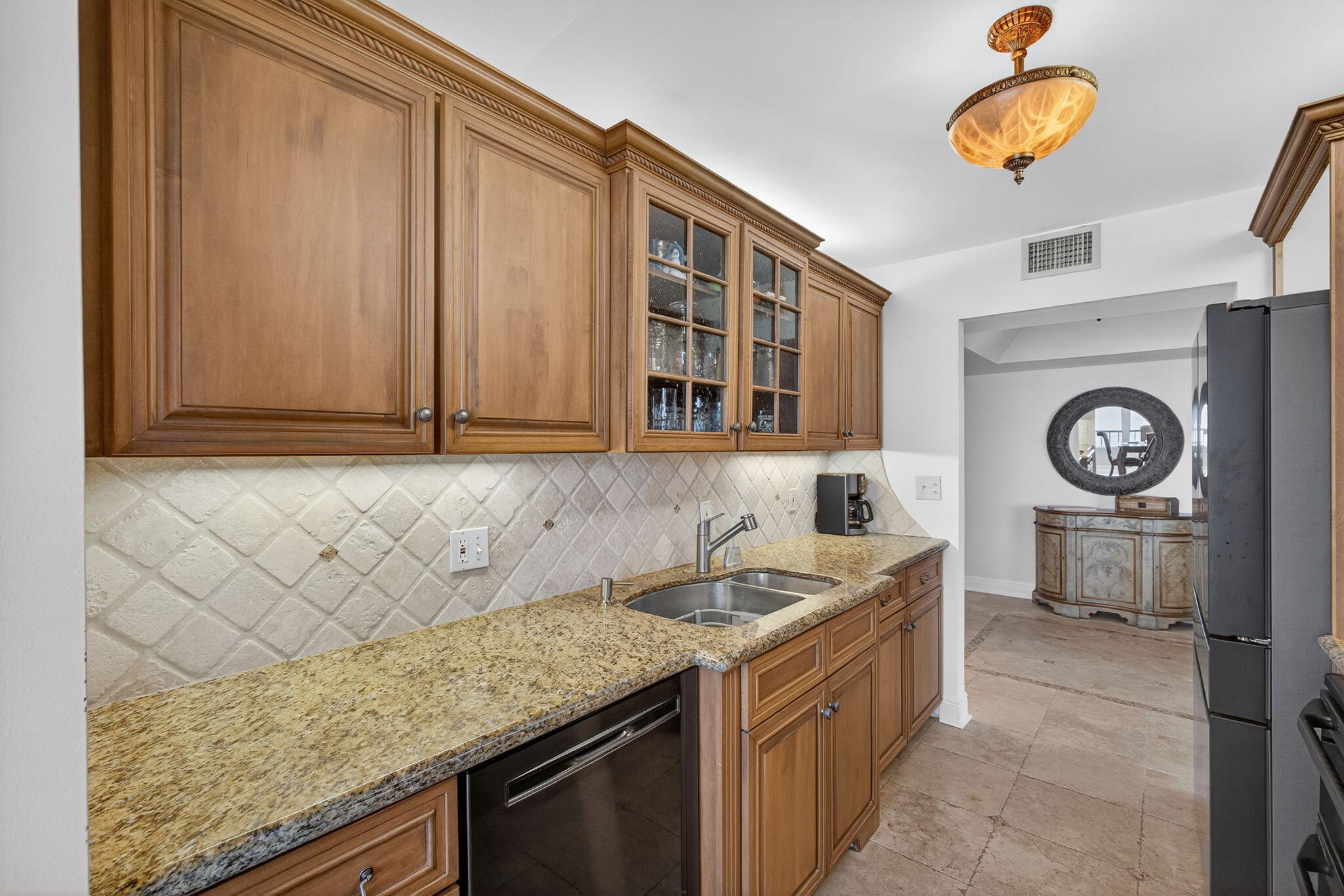 5550 N Ocean Drive 20 C