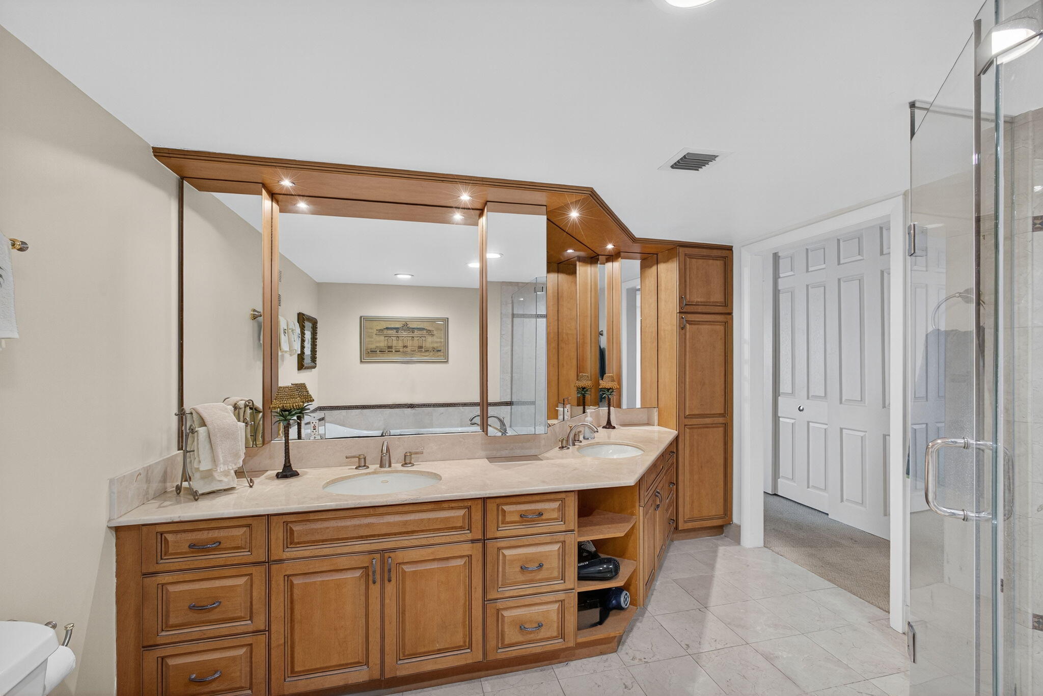 5550 N Ocean Drive 20 C
