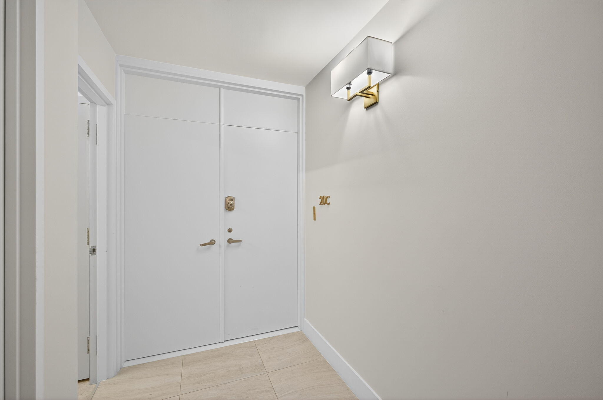 5550 N Ocean Drive 20 C