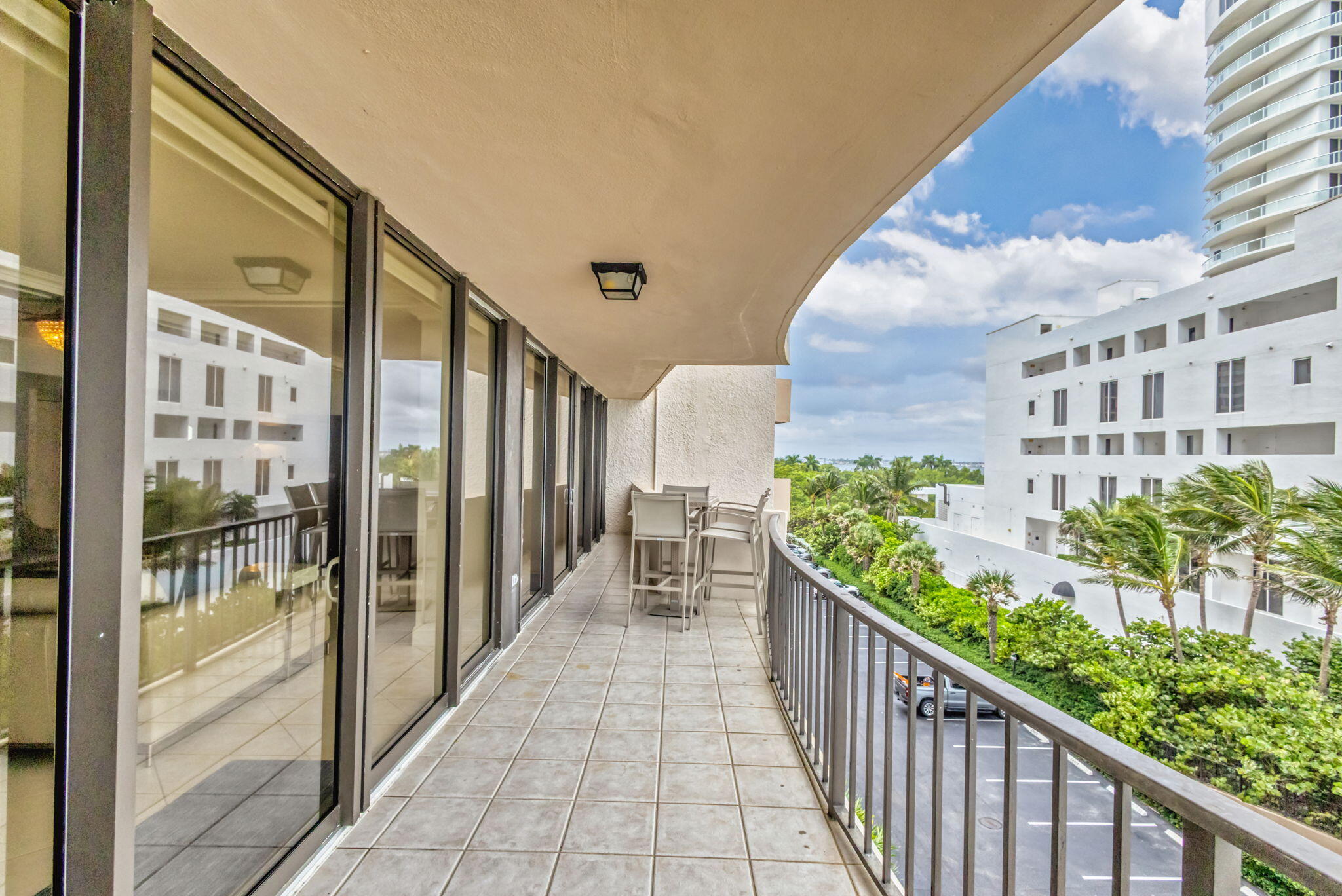 4200 N Ocean Drive 1-401