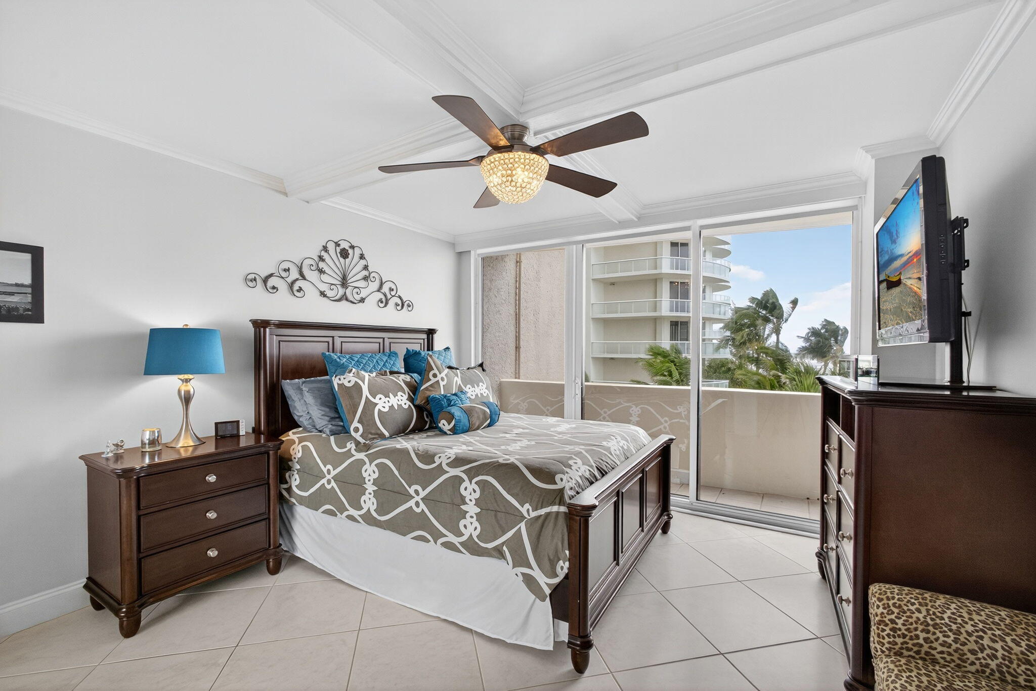 4200 N Ocean Drive 1-401