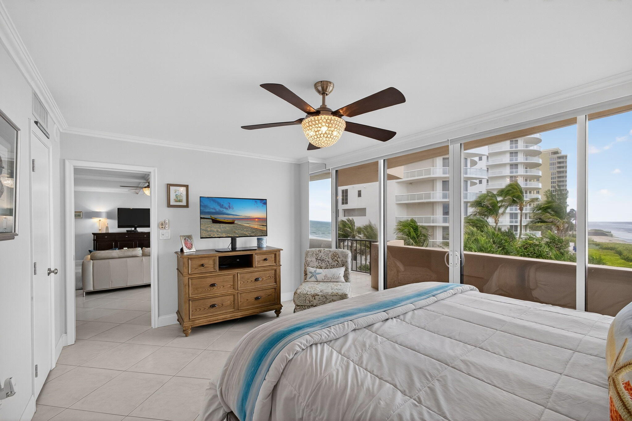4200 N Ocean Drive 1-401