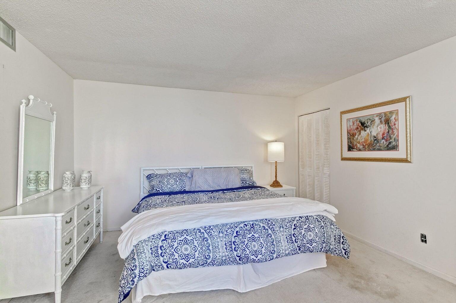 2800 N Ocean Drive B - 6d